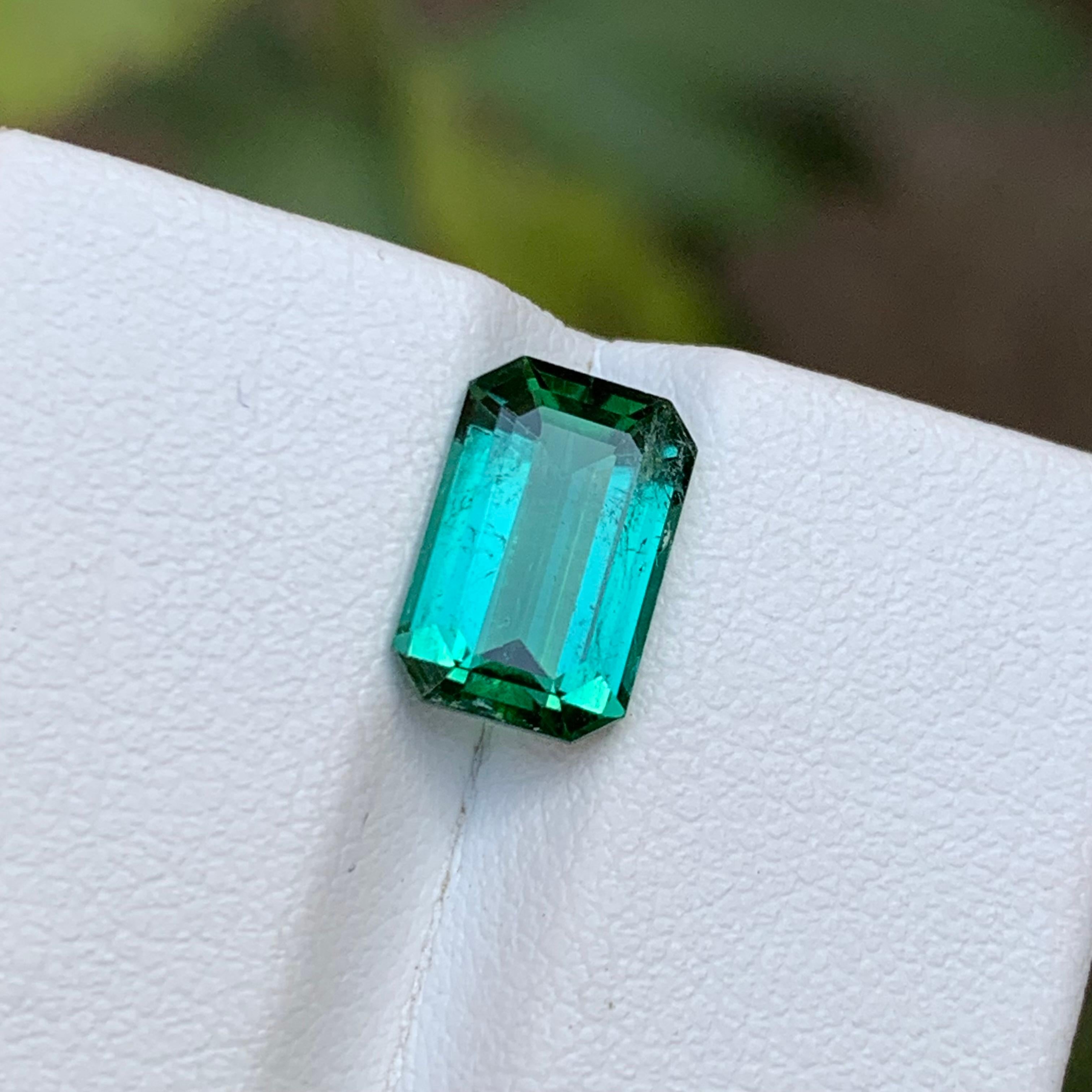Rare Bluish Lagoon Green Natural Tourmaline Gemstone 2.70Ct Emerald Cut for Ring For Sale 3