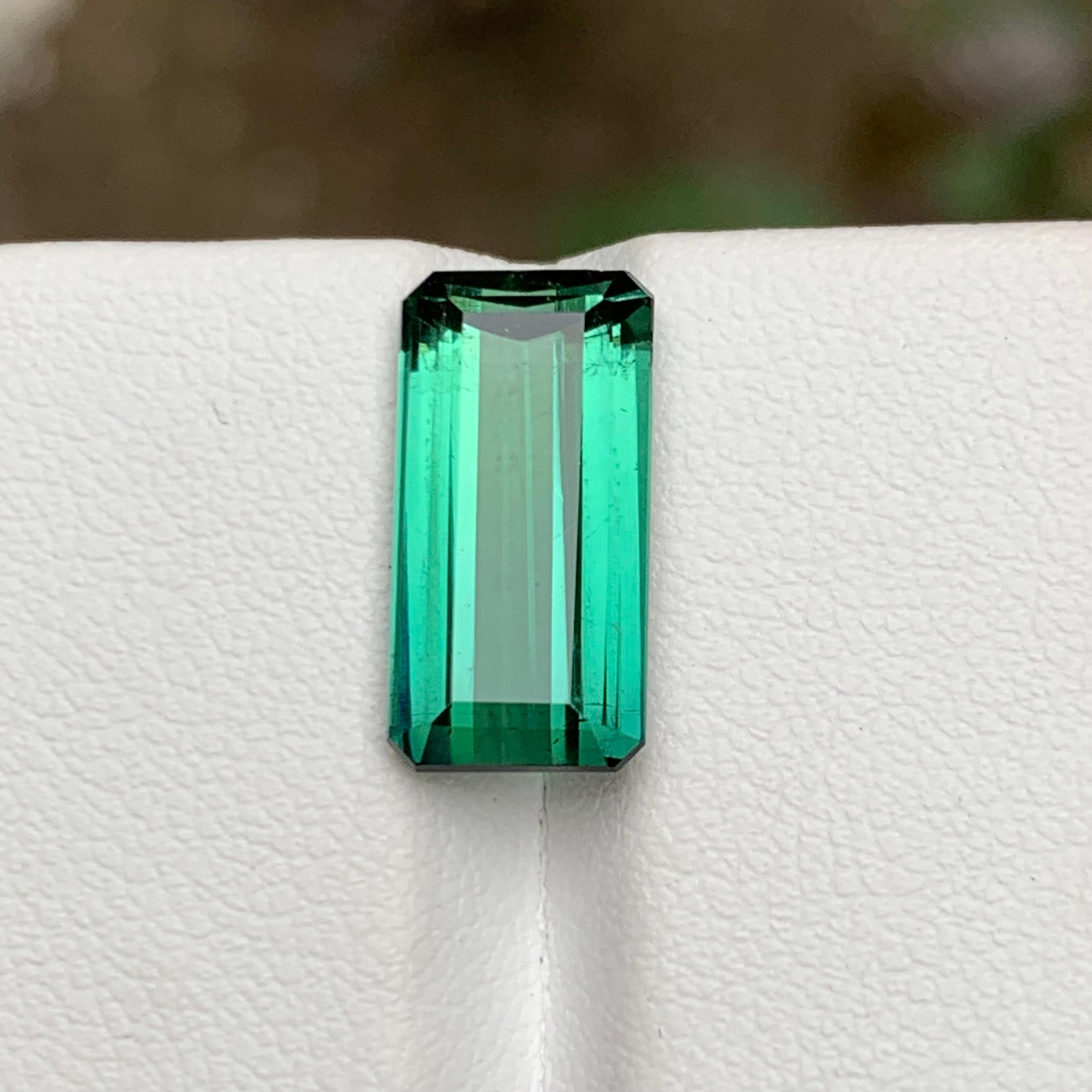 Rare Bluish Neon Green Natural Tourmaline Gemstone, 6.25 Ct Emerald Cut for Ring In New Condition In Peshawar, PK