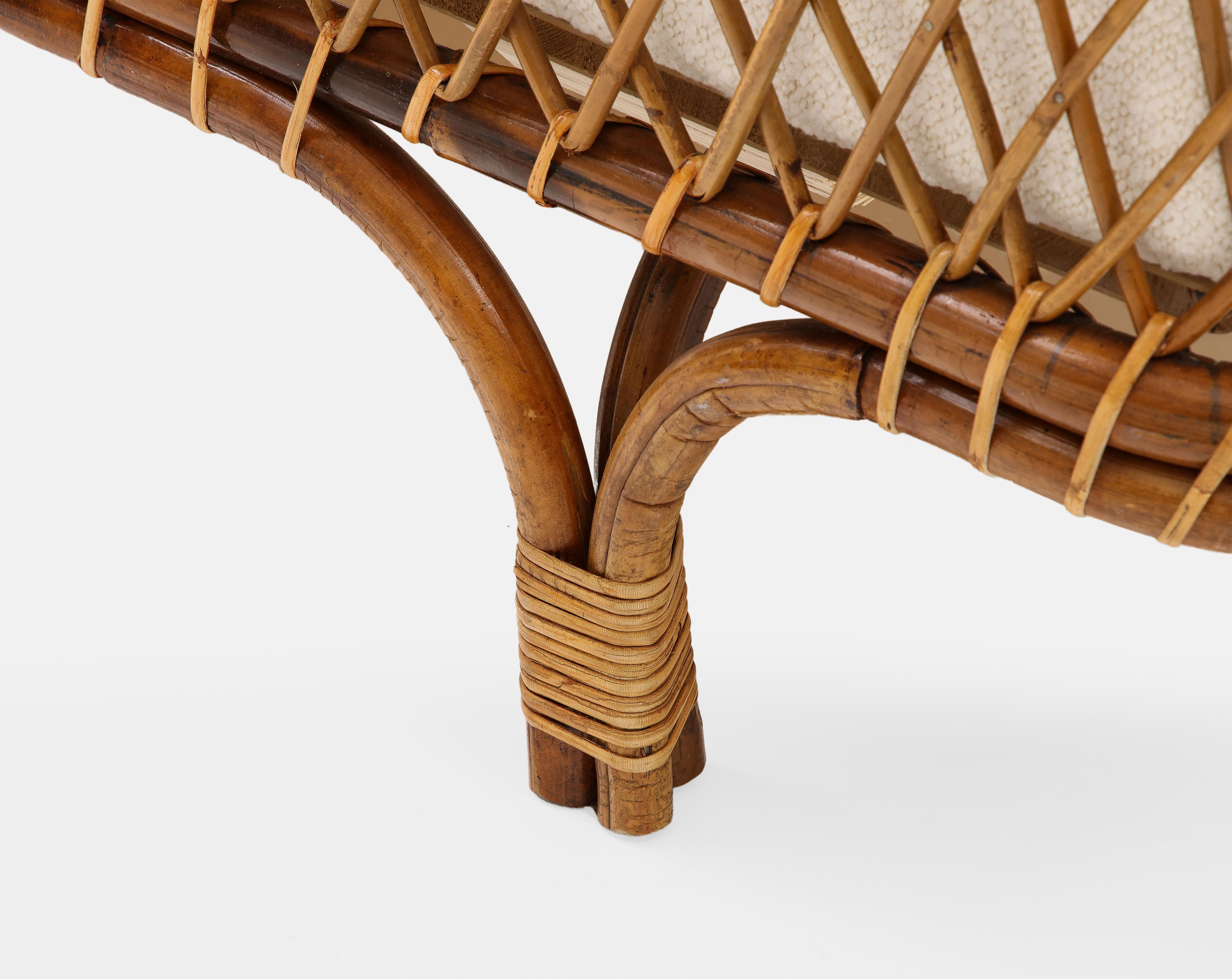 Rare Bamboo and Rattan Daybed in Ivory Bouclé with Custom Mattress, Italy, 1960s 4