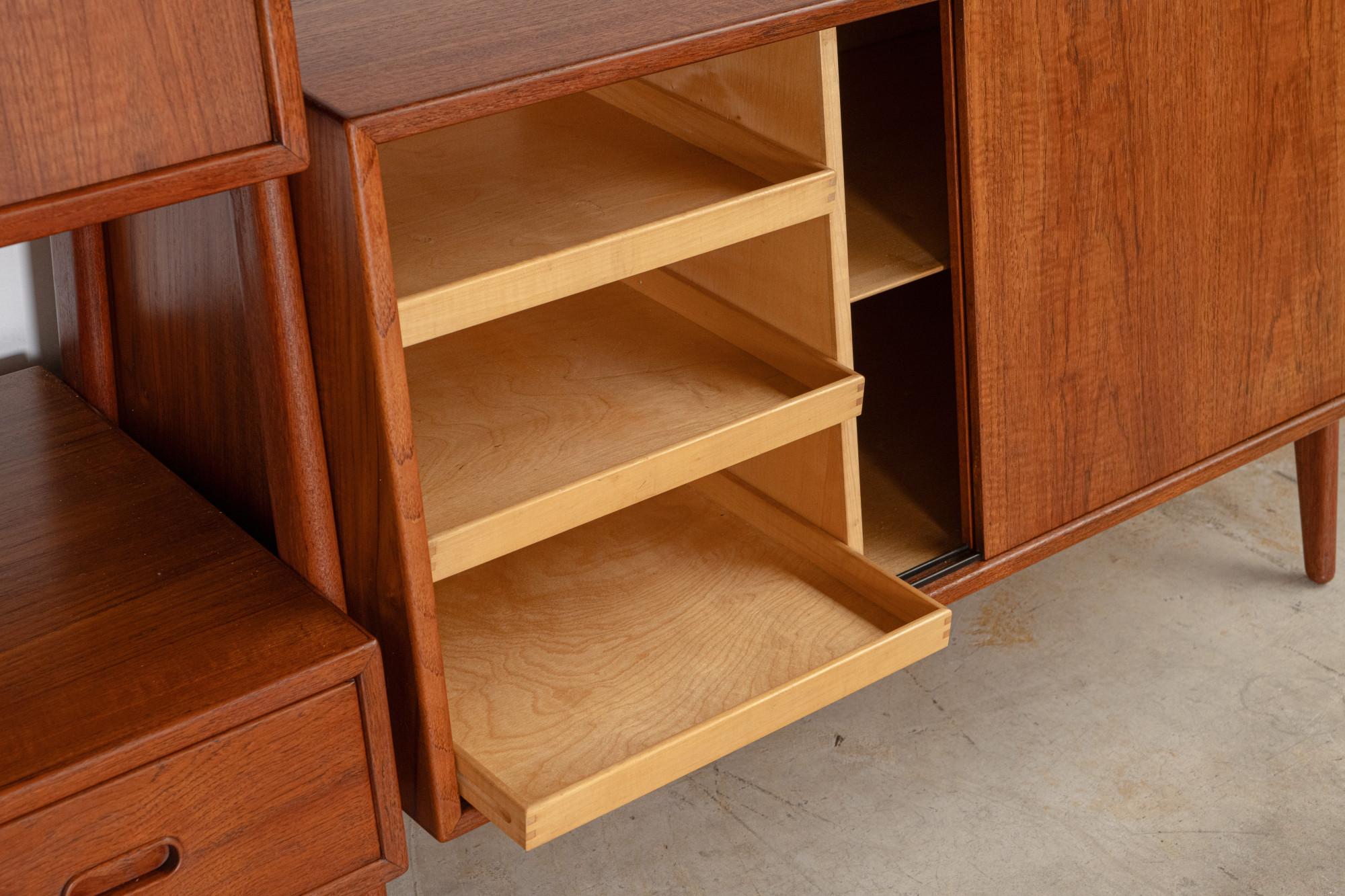 Rare Bookshelf Wall Unit by Arne Vodder & Anton Borg for Vamo Møbelfabrik, 1950s 4
