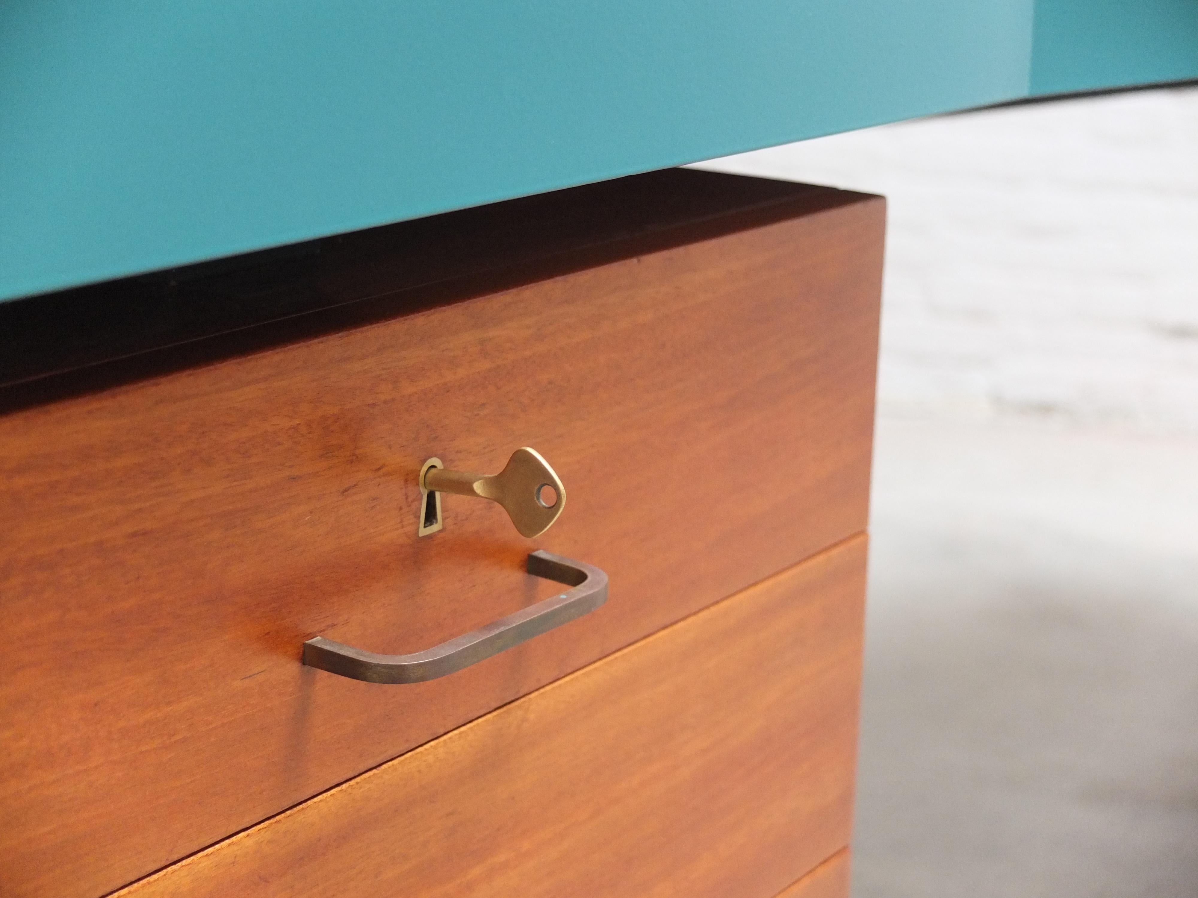 Rare 'Boomerang' Desk by Jos De Mey for Van Den Berghe-Pauvers, 1960s For Sale 1