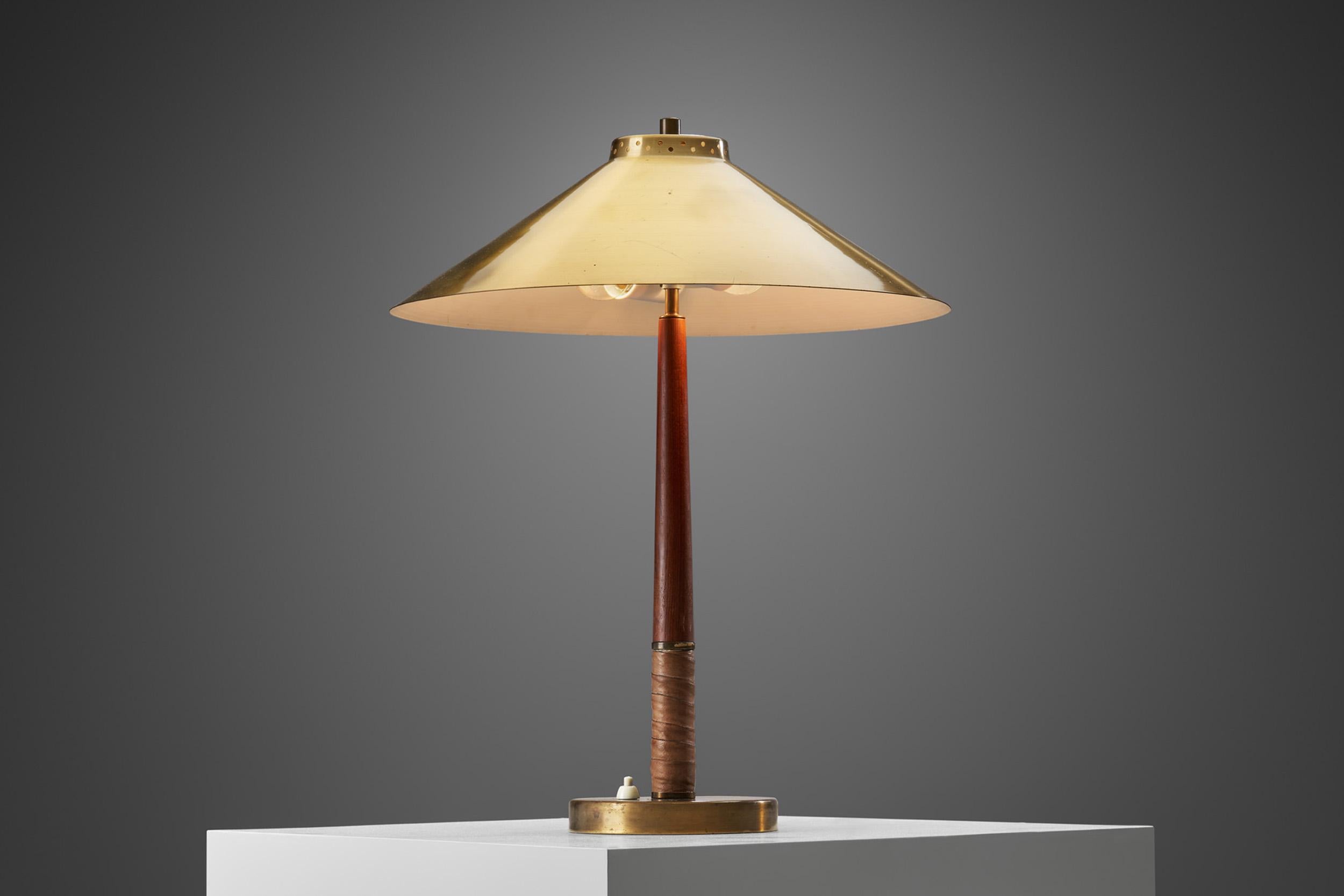 Scandinave moderne Rare lampe de table Boréns Borås Modèle 