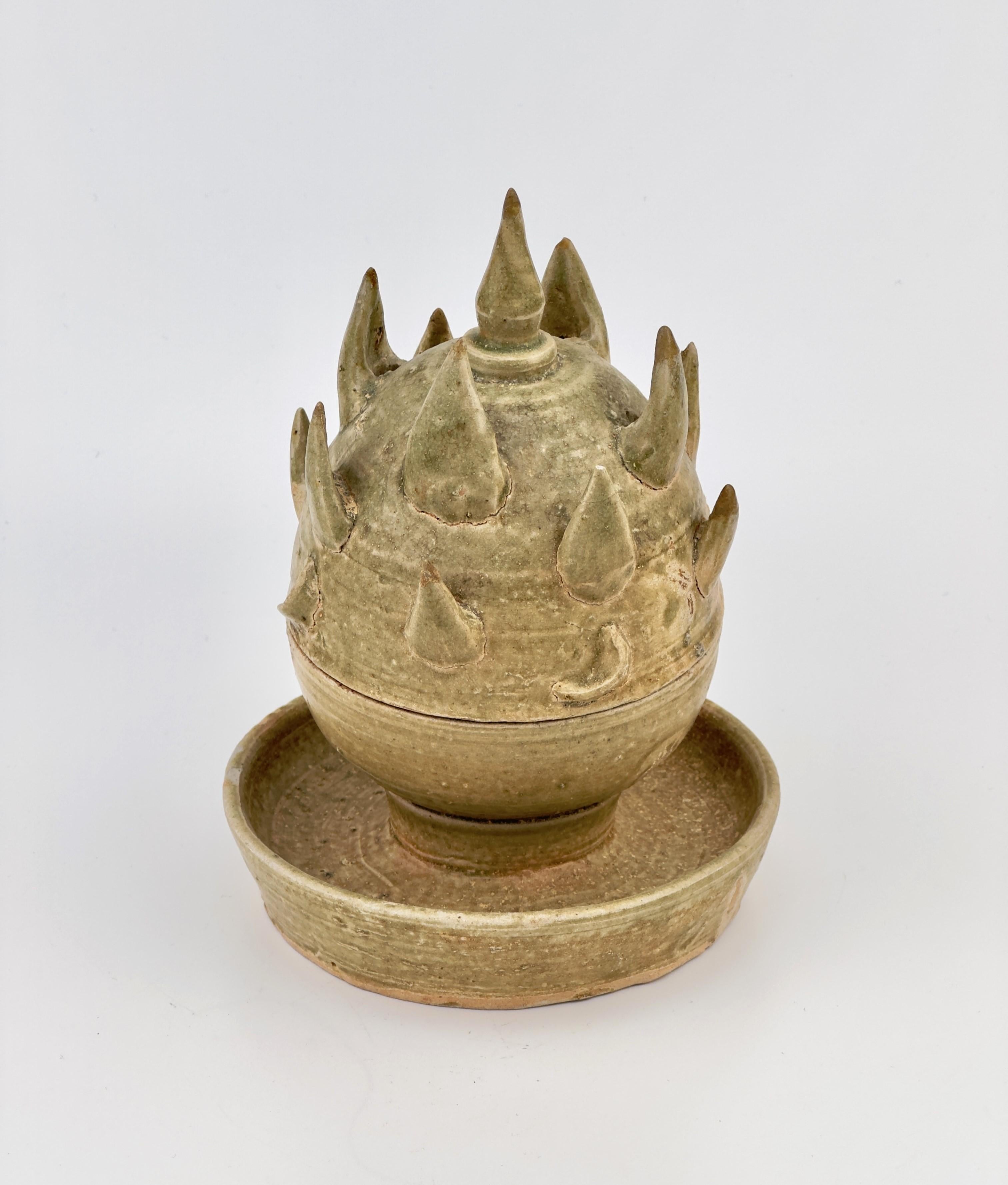 Rare Boshan Incense Burner Yue Celadon, Jin dynasty For Sale 1
