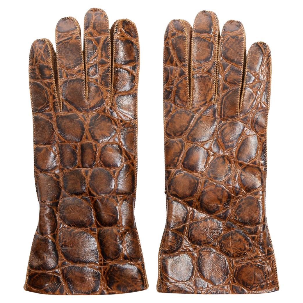 raros guantes BOTTEGA VENETA de piel de becerro pulida con relieve de cocodrilo forrados de cachemira Sz.8 en venta