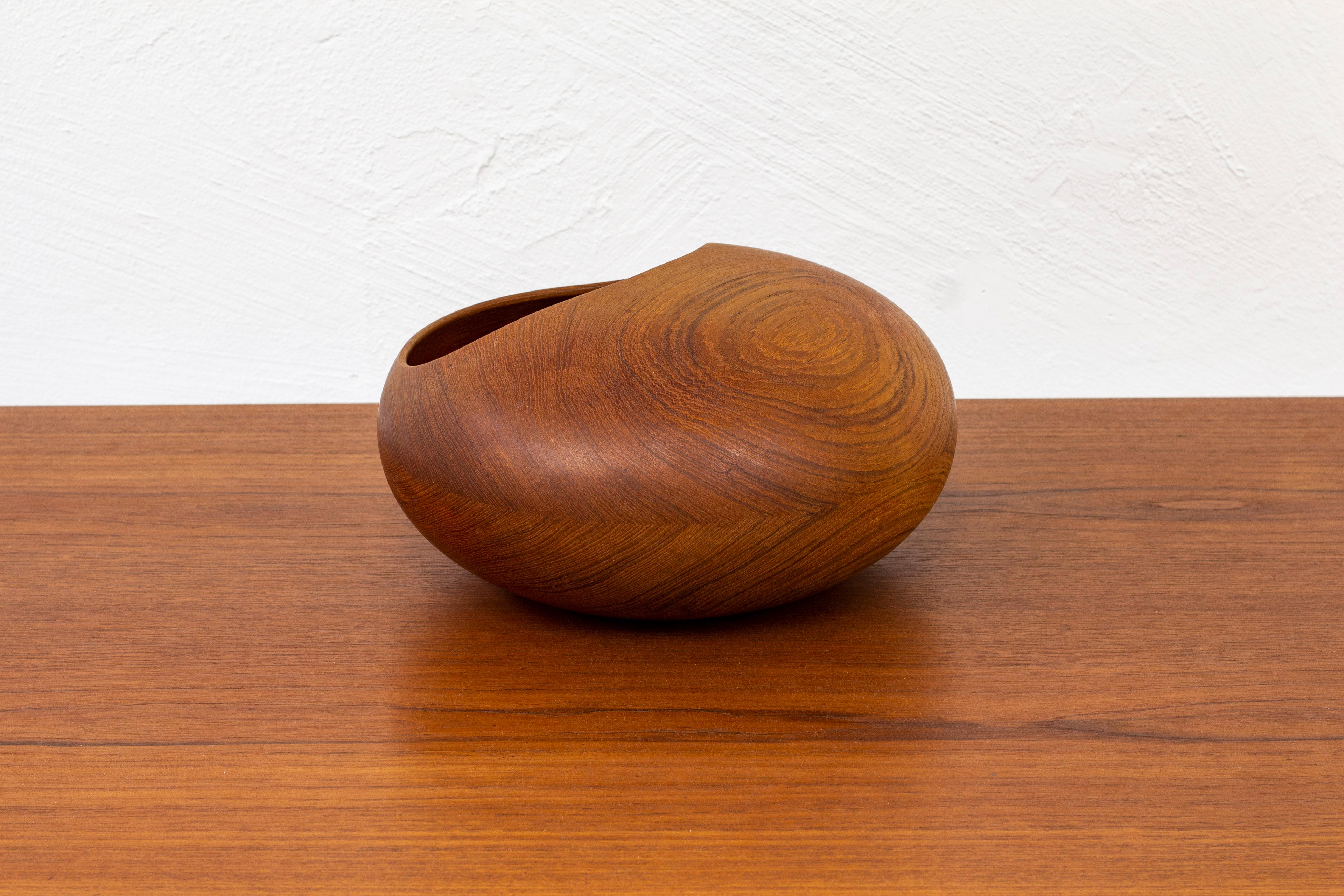 Mid-20th Century Rare Bowl by Sigvard Nilsson, Söwe Konst. Sweden, 1950s For Sale