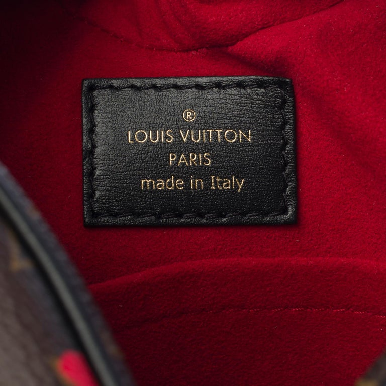 Women's Rare & Brand New Louis Vuitton Fall in Love Heart Crossbody Monogram Coeur bag For Sale