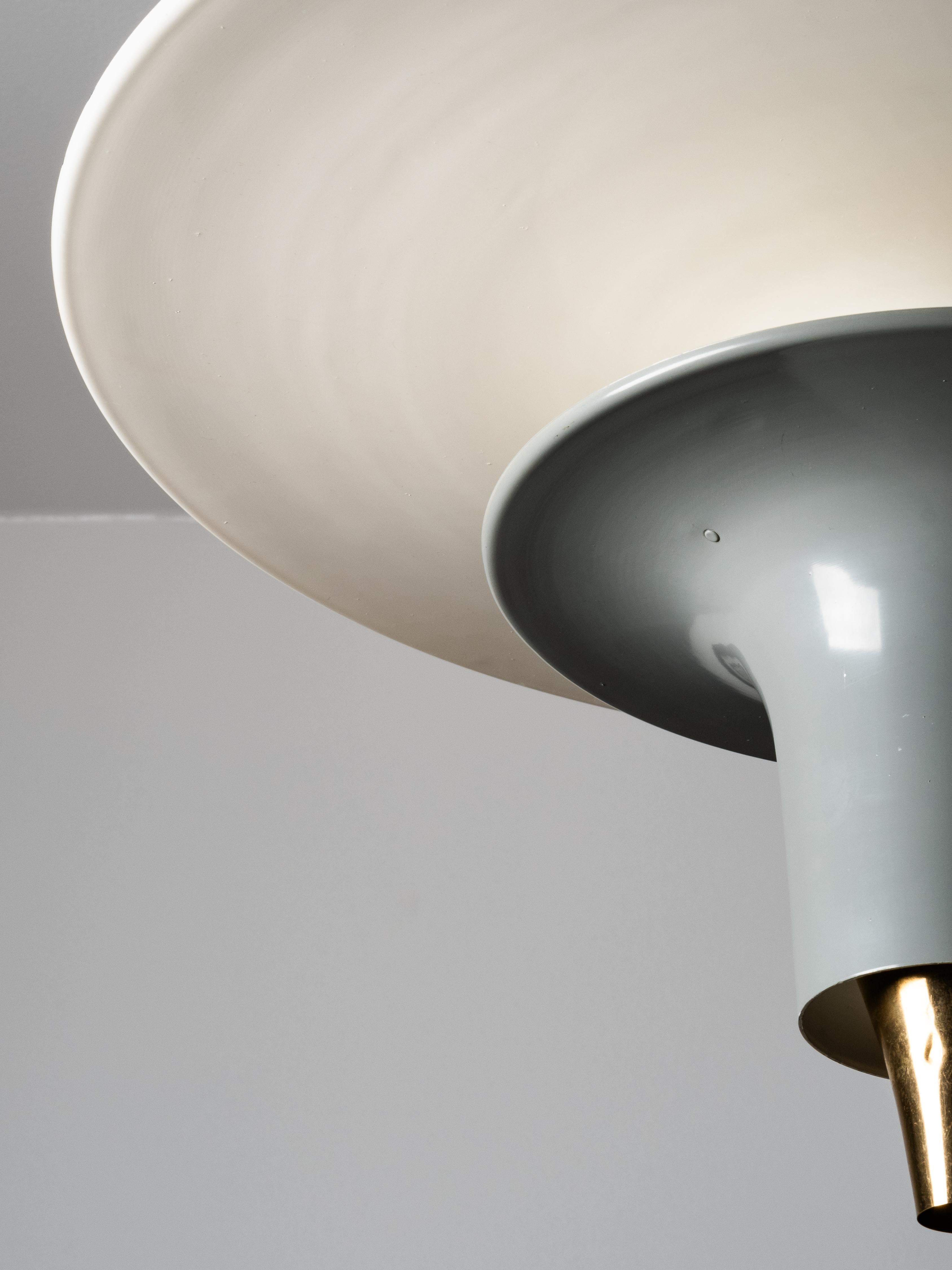 Rara plafoniera in ottone e alluminio Model AA114 di Itsu, Finlandia, anni '50 in vendita 8