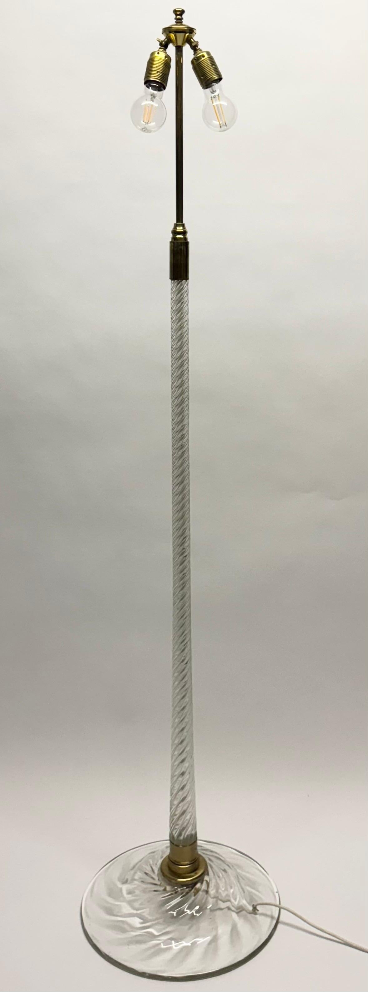 Mid-Century Modern Rare Brass and Murano Glass Floor Lamp by Venini, Italy circa 1950s For Sale