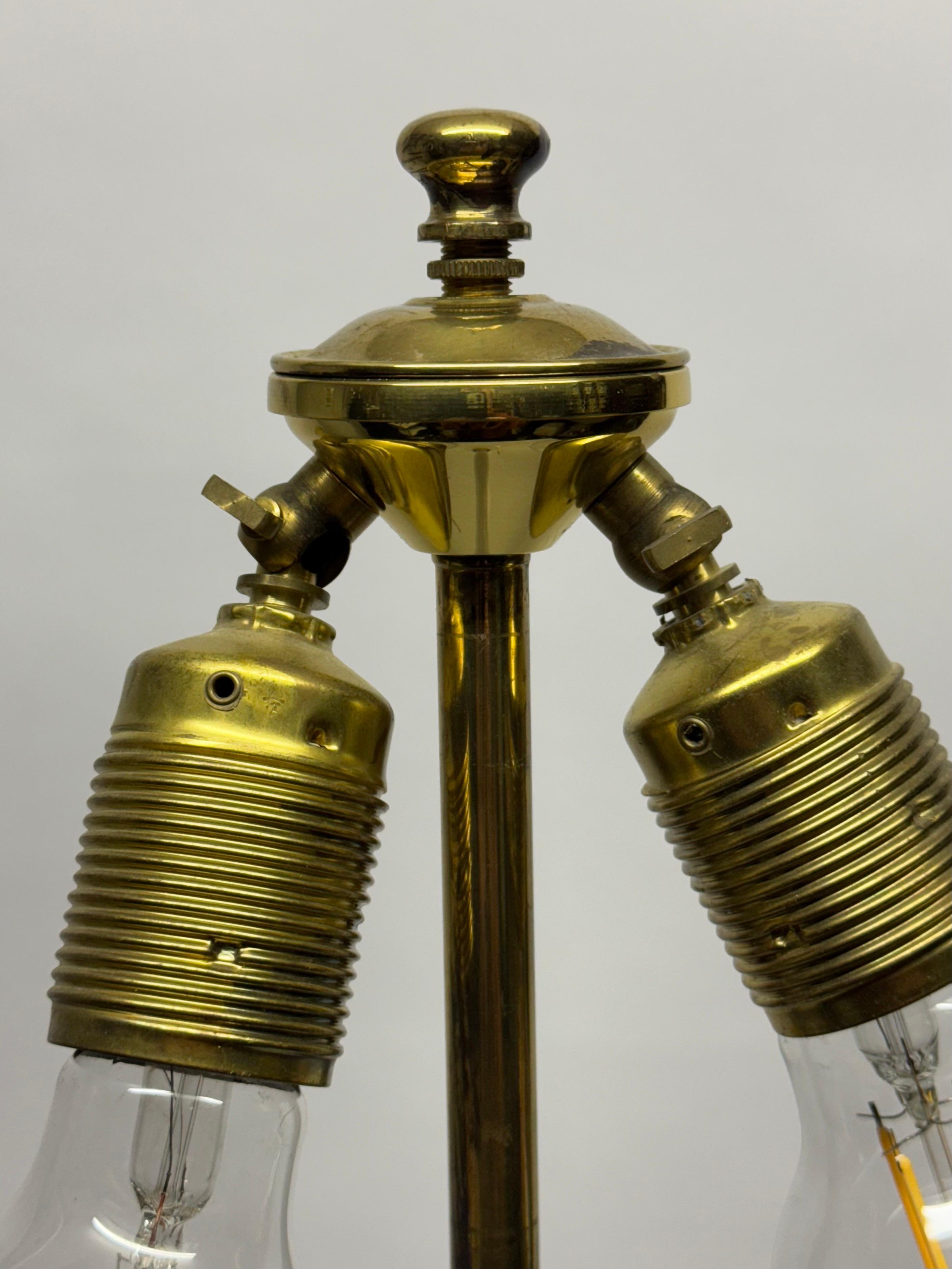 Rare Brass and Murano Glass Floor Lamp by Venini, Italy circa 1950s For Sale 3