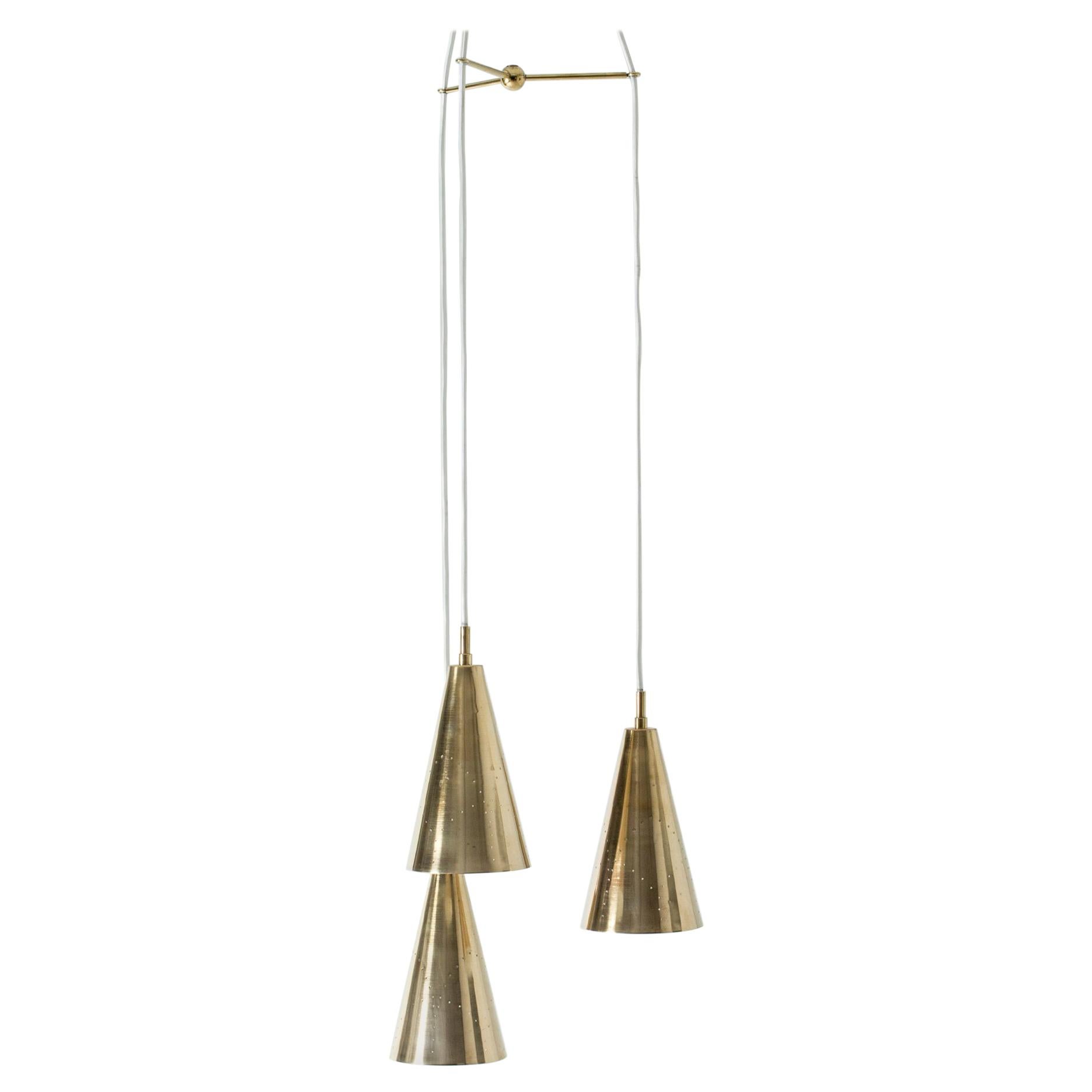 Rara lampada da soffitto in ottone di Hans-Agne Jakobson. Svezia, anni '50. in vendita