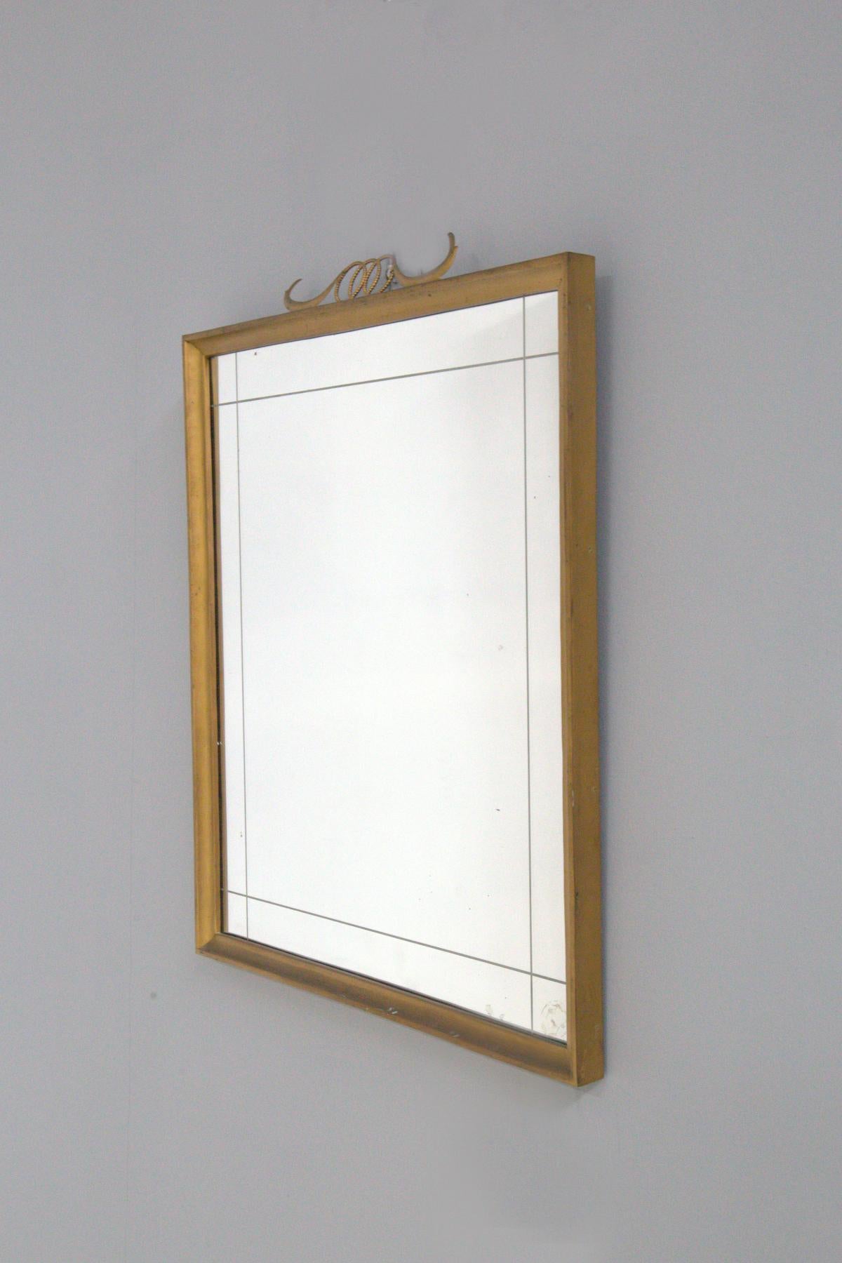 Rare miroir en laiton de Paolo Buffa, avec cornocopies 1