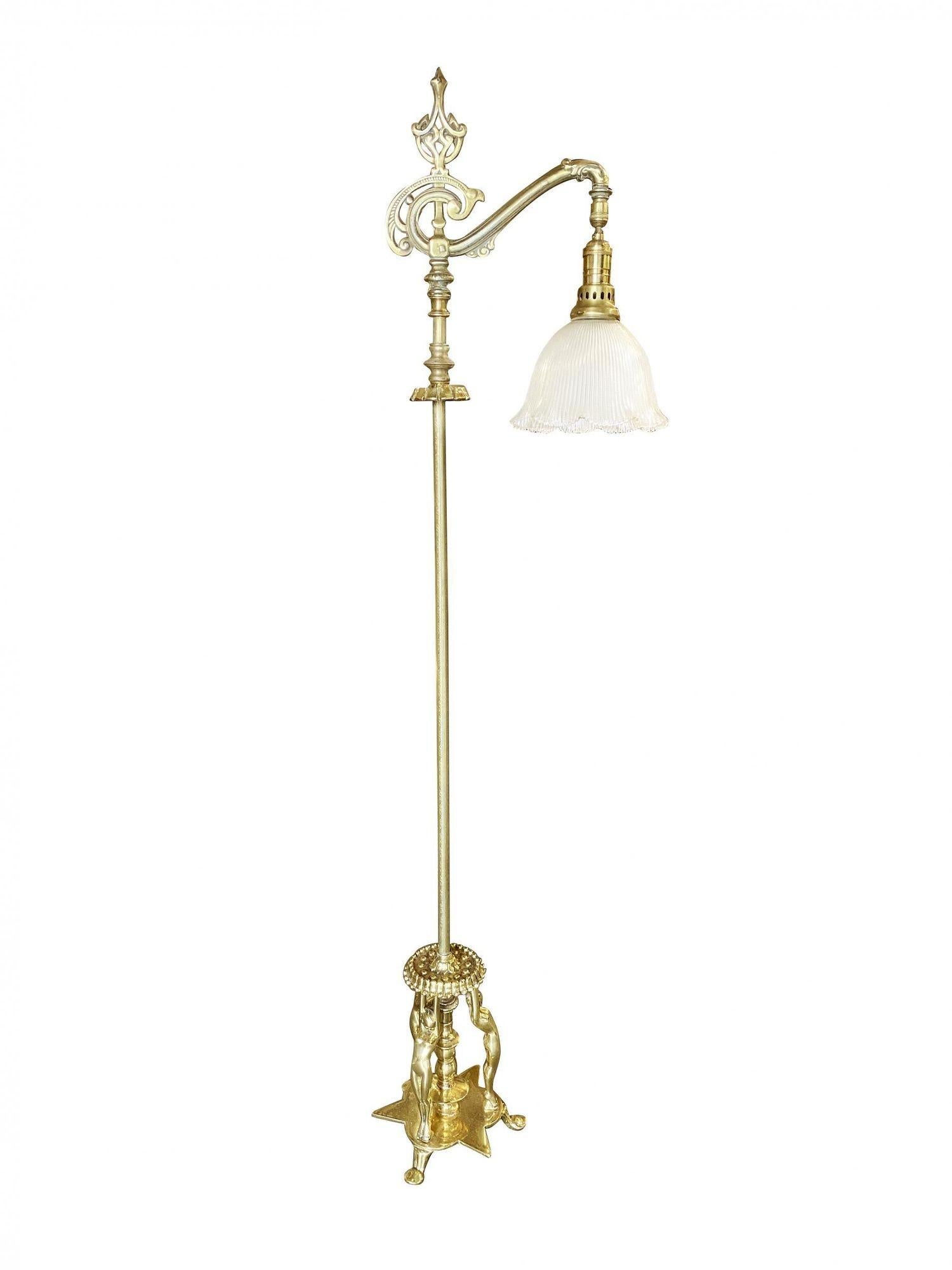 Seltene figurale Art-Déco-Lese-Stehlampe aus Messing mit Aktdarstellungen von Frankart im Angebot 5