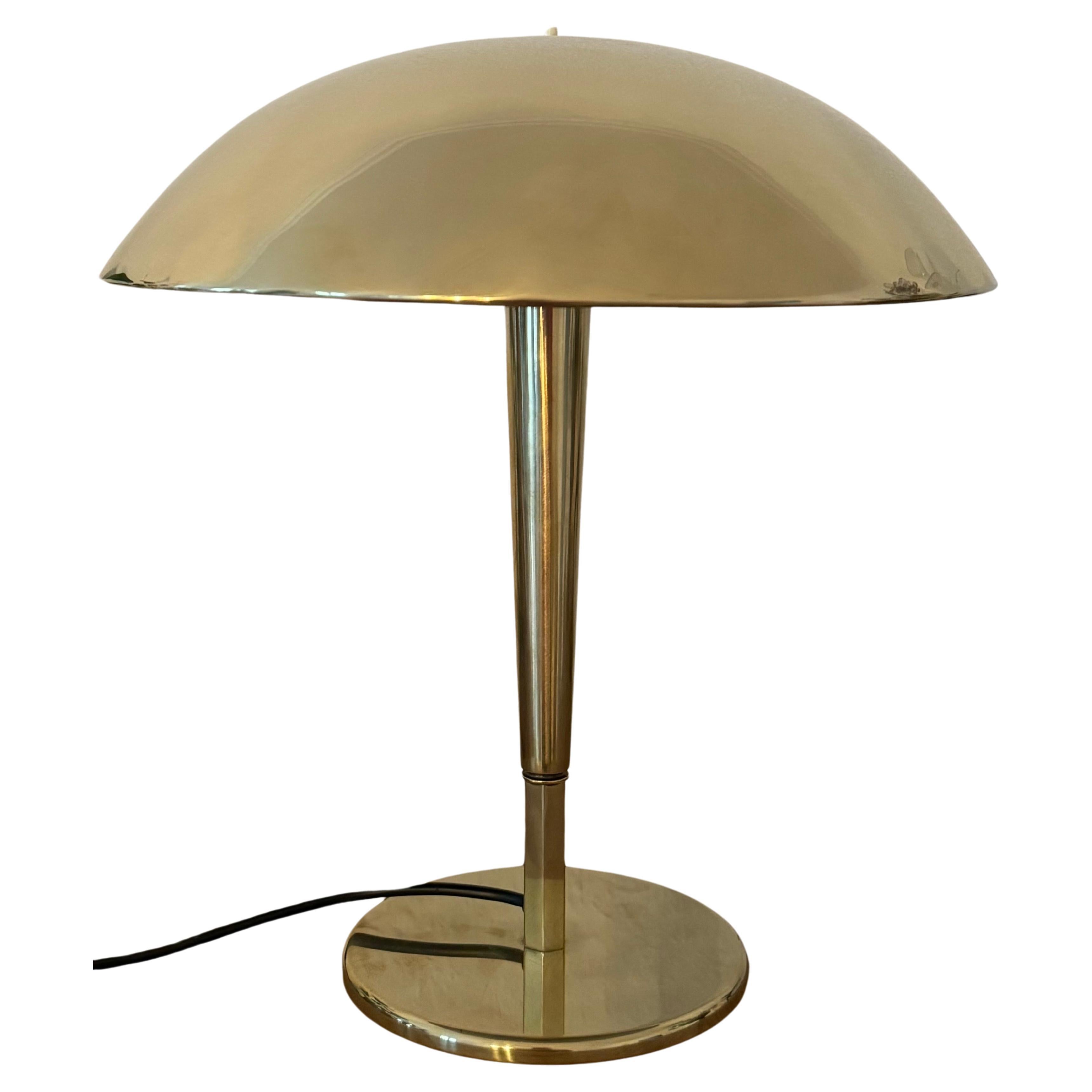 Rare Brass Table Lamp Mod. 5061 by Paavo Tynell for Taito, Finland, ca. 1940s For Sale