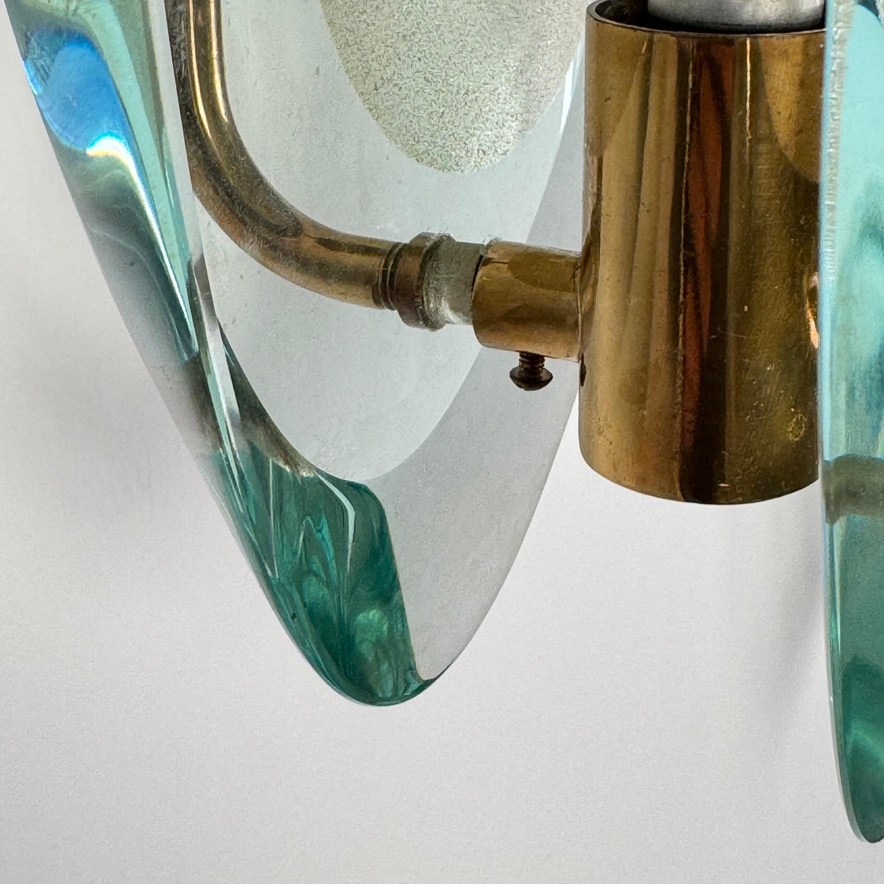 Rara versión de latón Modelo 2093 Apliques de Max Ingrand para Fontana Arte, años 60 en venta 7