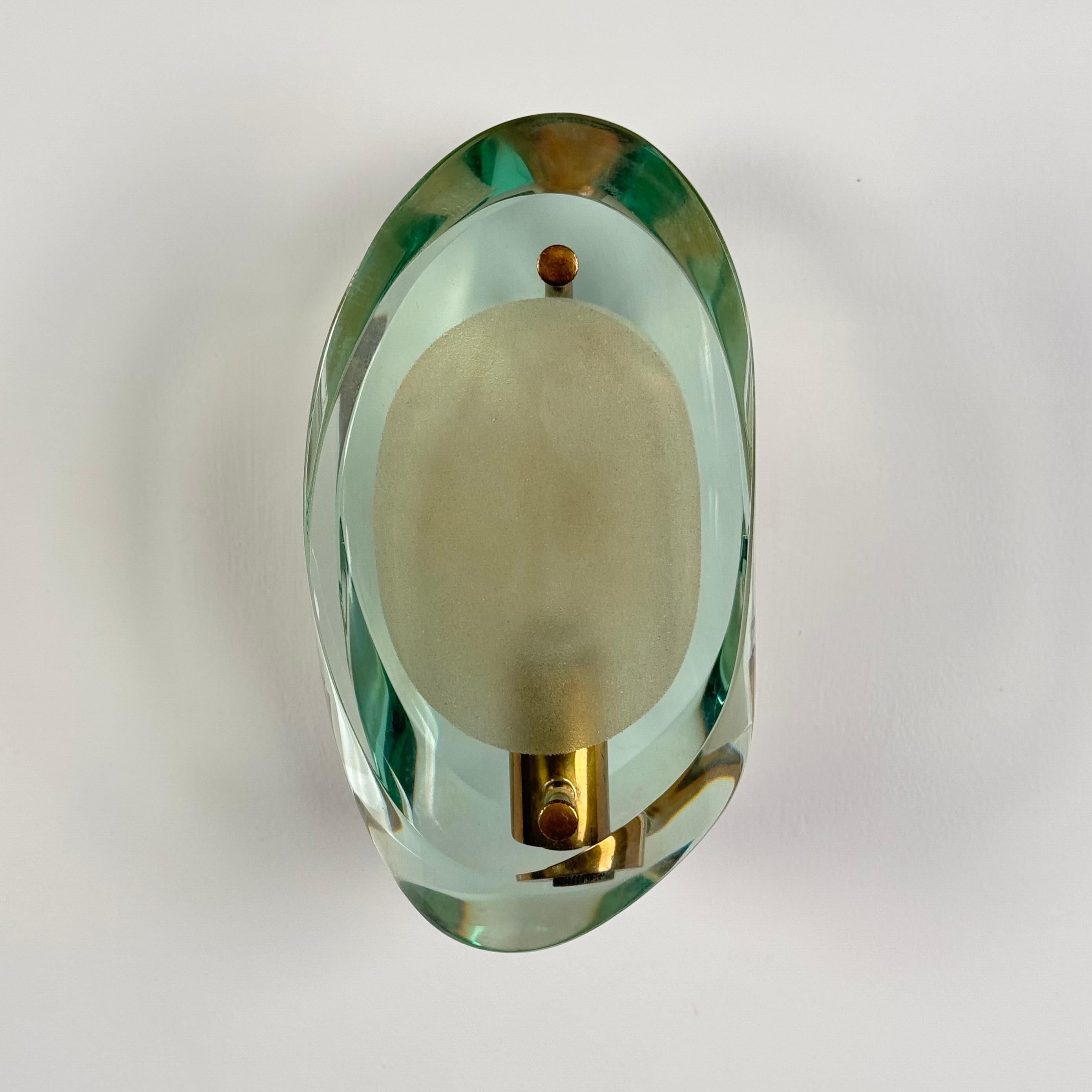 Rara versión de latón Modelo 2093 Apliques de Max Ingrand para Fontana Arte, años 60 en venta 11