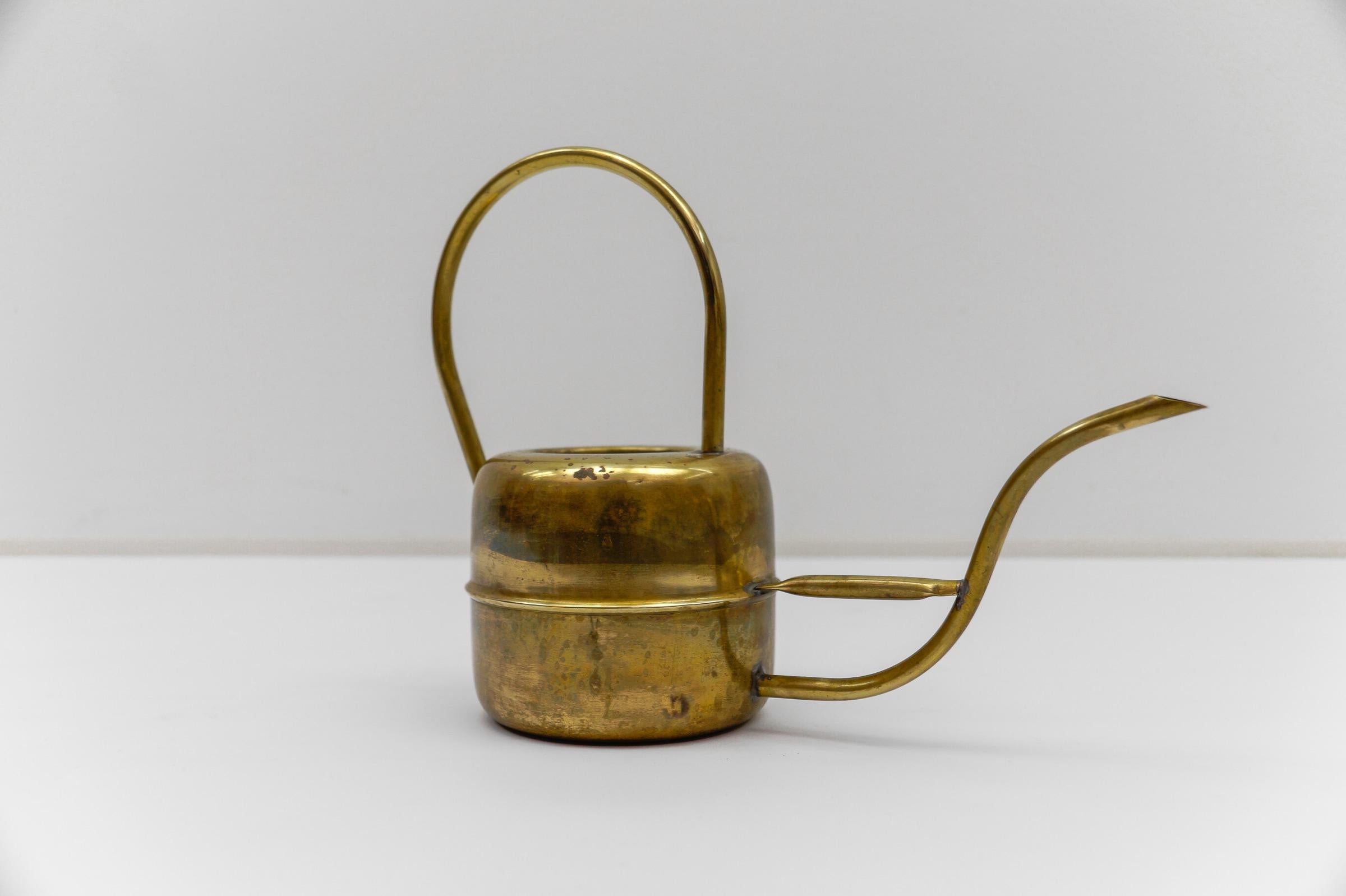 Mid-Century Modern Rare arrosoir en laiton, 1950 Autriche en vente