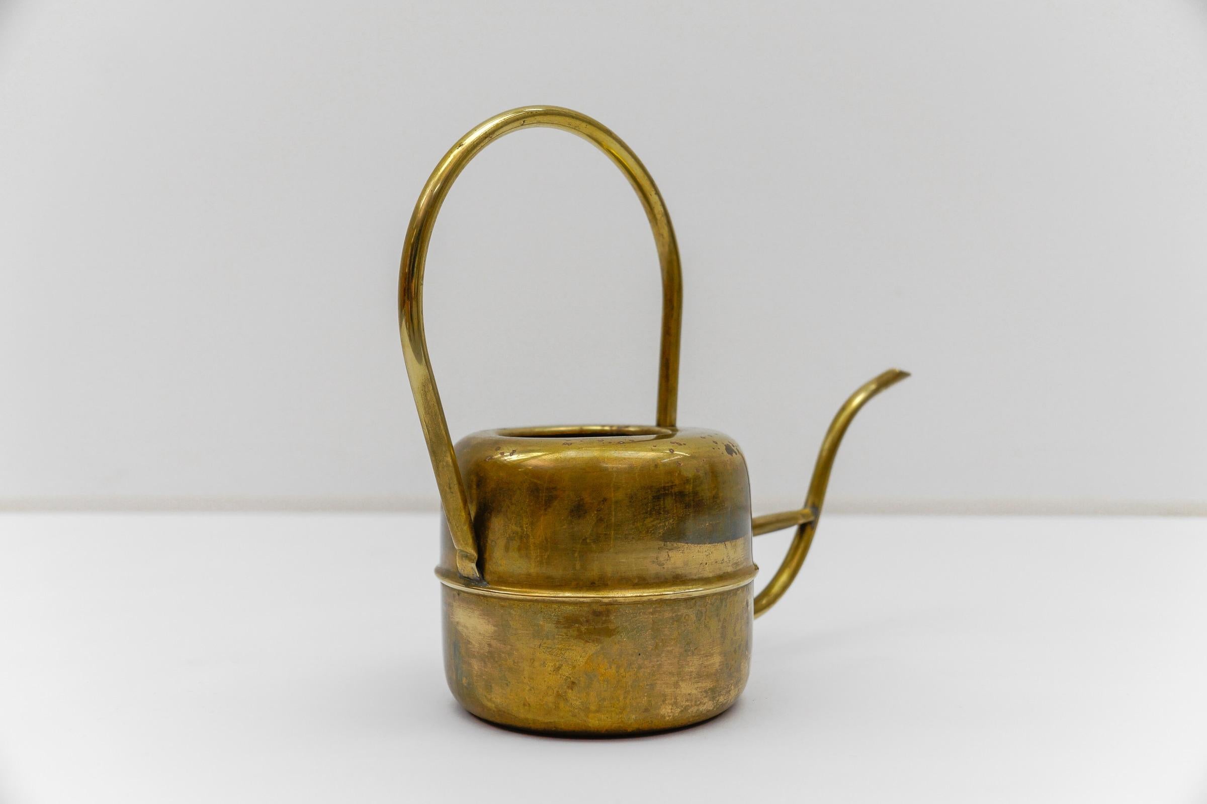 Rare arrosoir en laiton, 1950 Autriche en vente 2