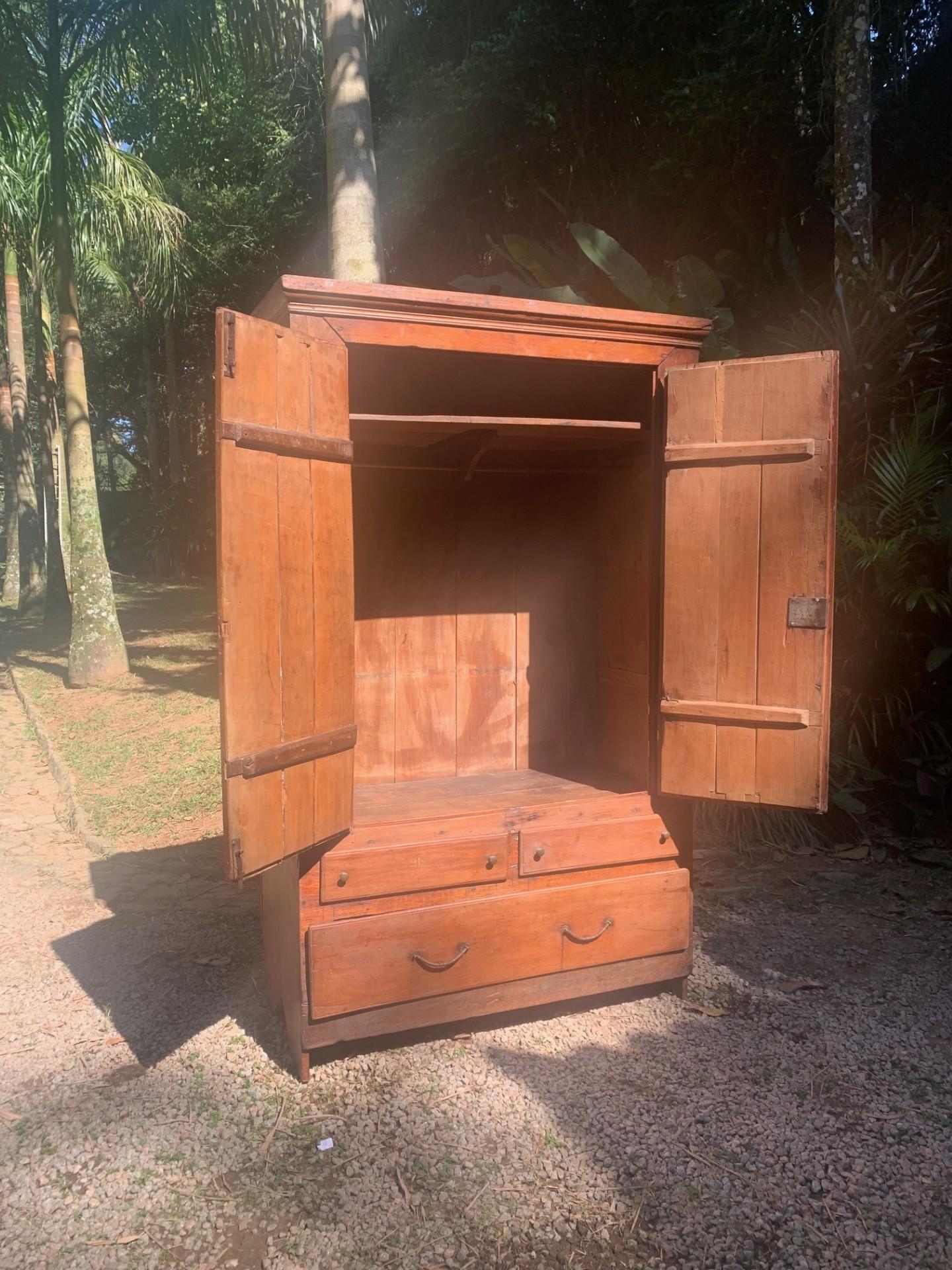 Rare Brazil Colonial 18th Century Armoire / Wardrobe For Sale 2
