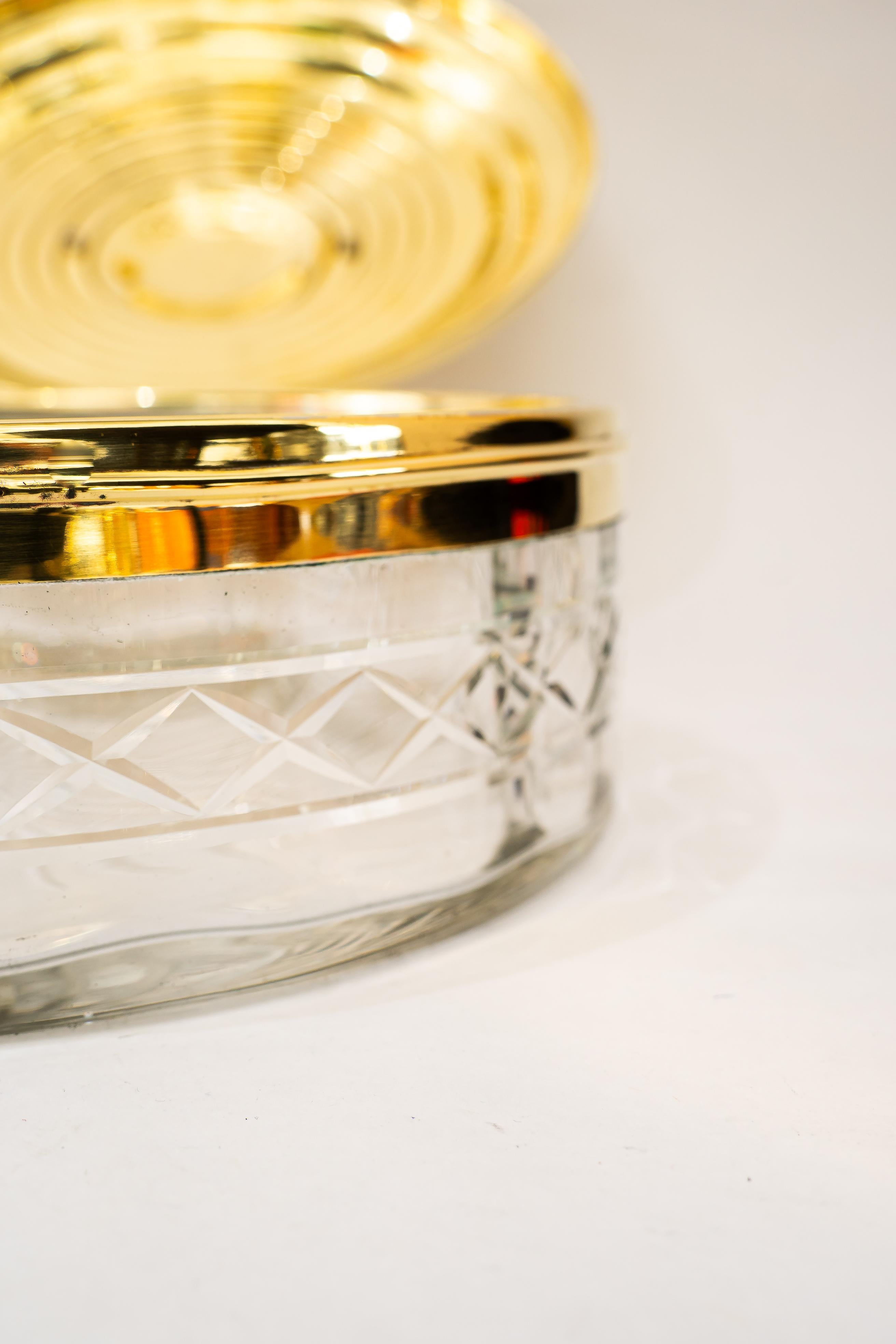 Rara Panera con cristal tallado Viena Alrededor, años 20 en venta 4
