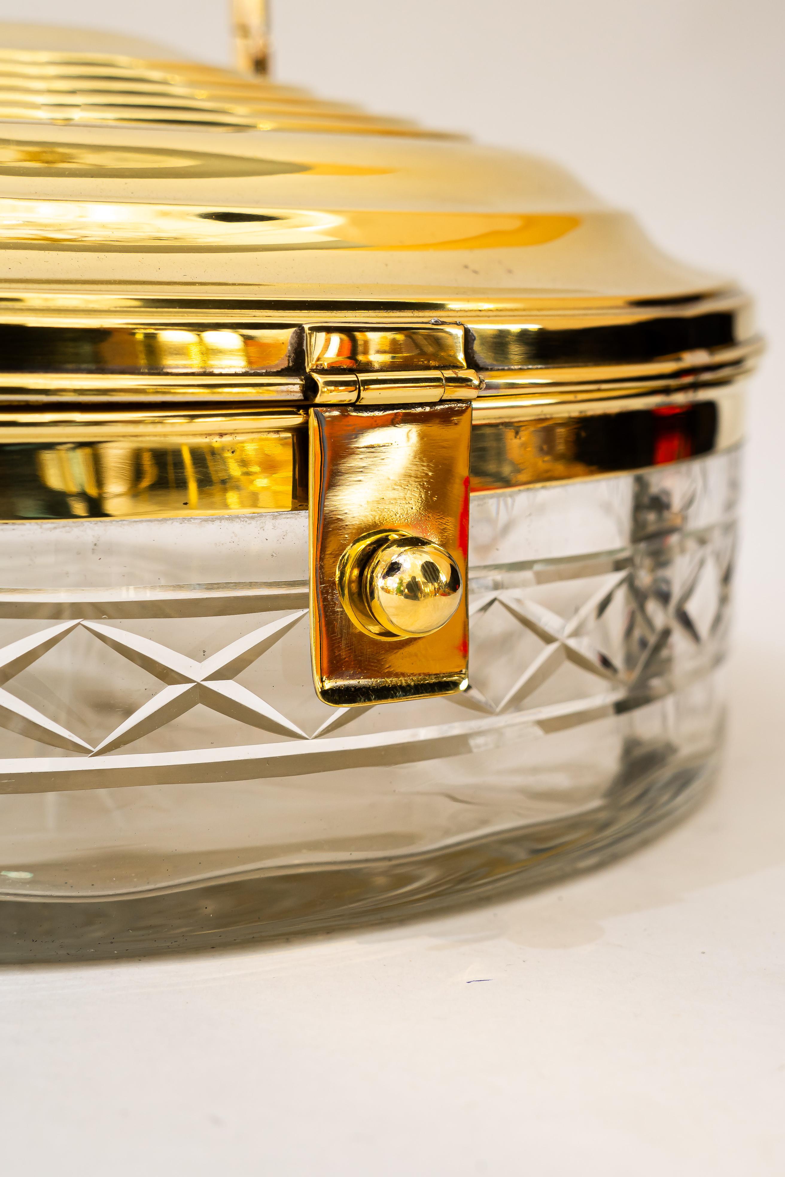 Rara Panera con cristal tallado Viena Alrededor, años 20 en venta 5