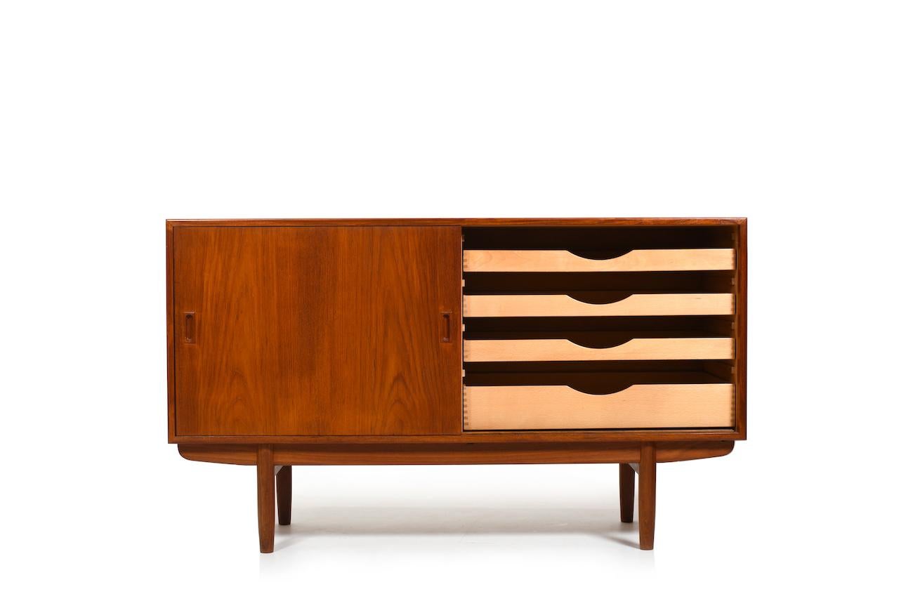 Rara credenza/comò doppio di Børge Mogensen degli anni '50. In condizioni buone in vendita a Handewitt, DE