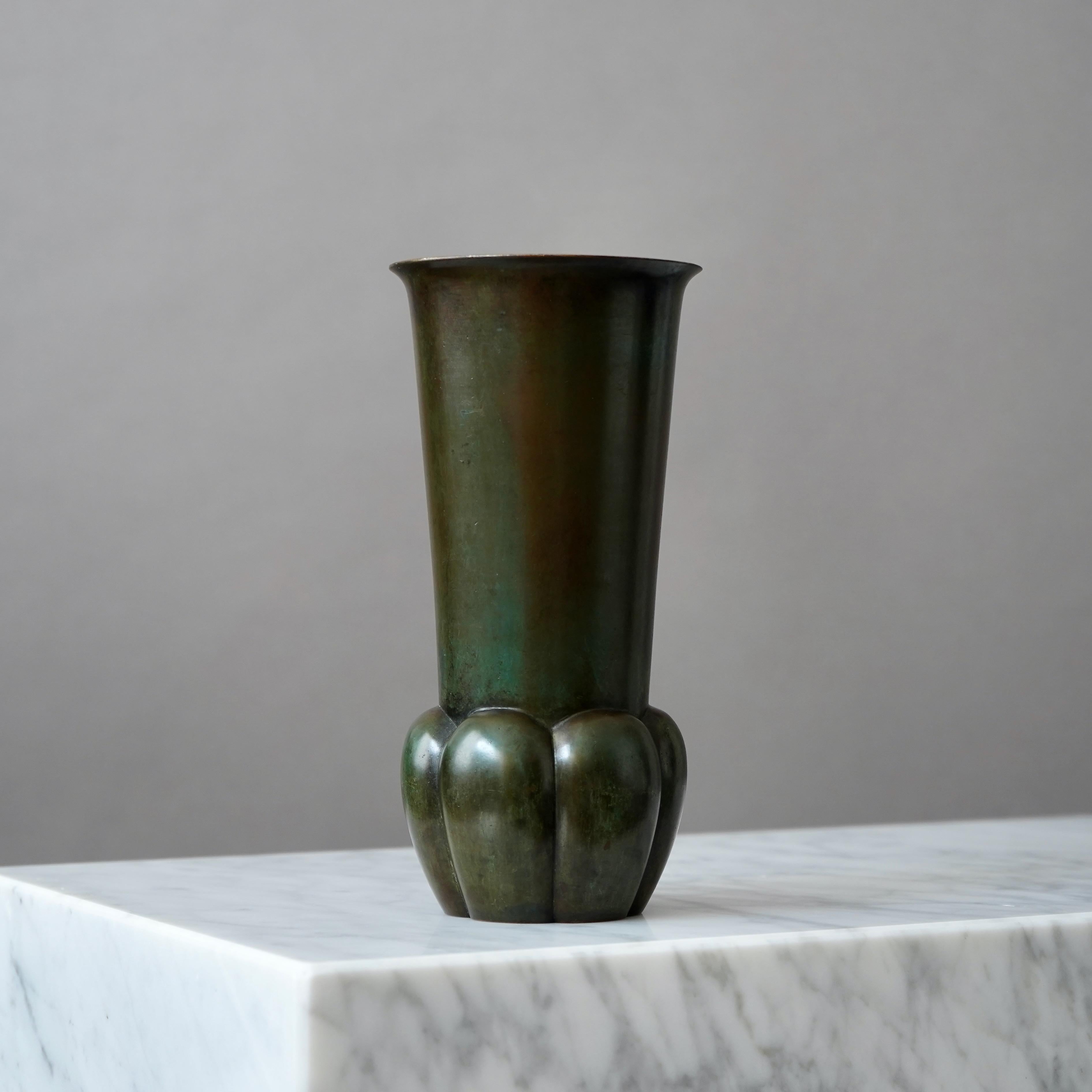Mid-20th Century Rare Bronze Art Deco Vase by GAB Guldsmedsaktiebolaget, Sweden, 1930s For Sale