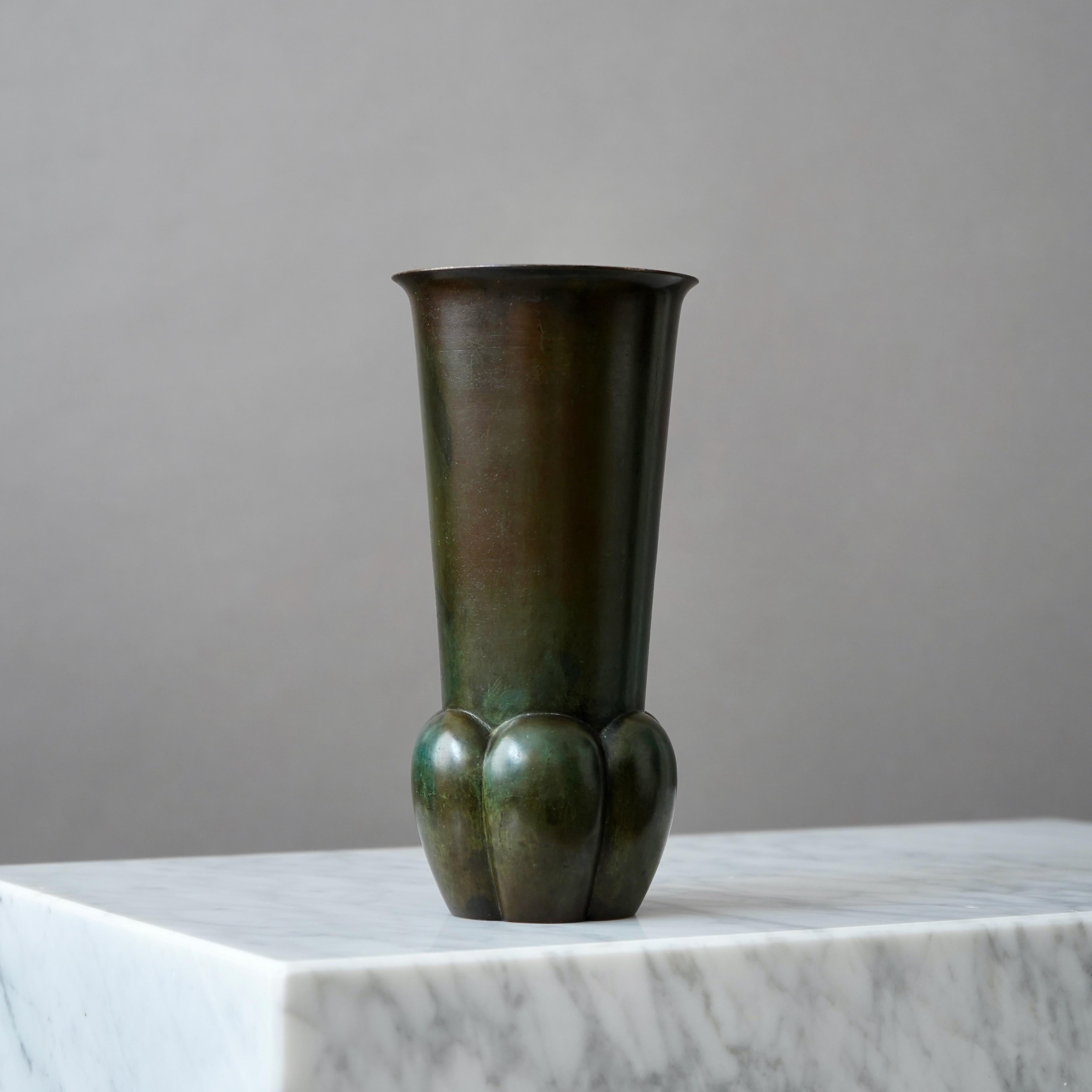 Rare Bronze Art Deco Vase by GAB Guldsmedsaktiebolaget, Sweden, 1930s For Sale 2
