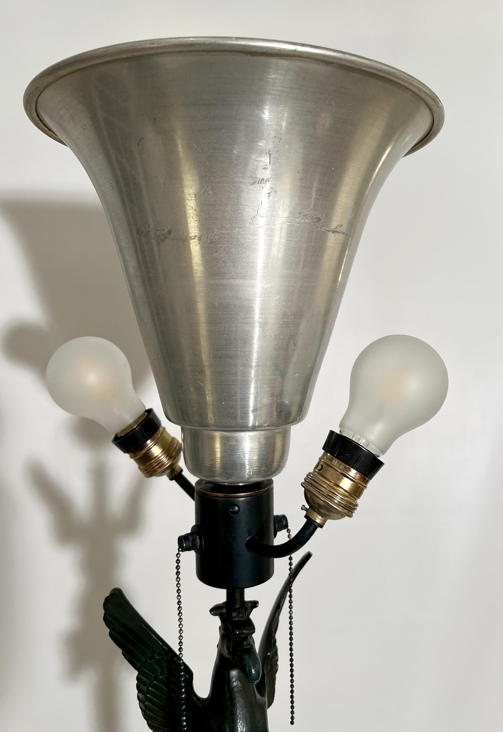 Rara lampada da terra in bronzo in stile neoclassico, Parigi, Francia, circa 1880 in vendita 1