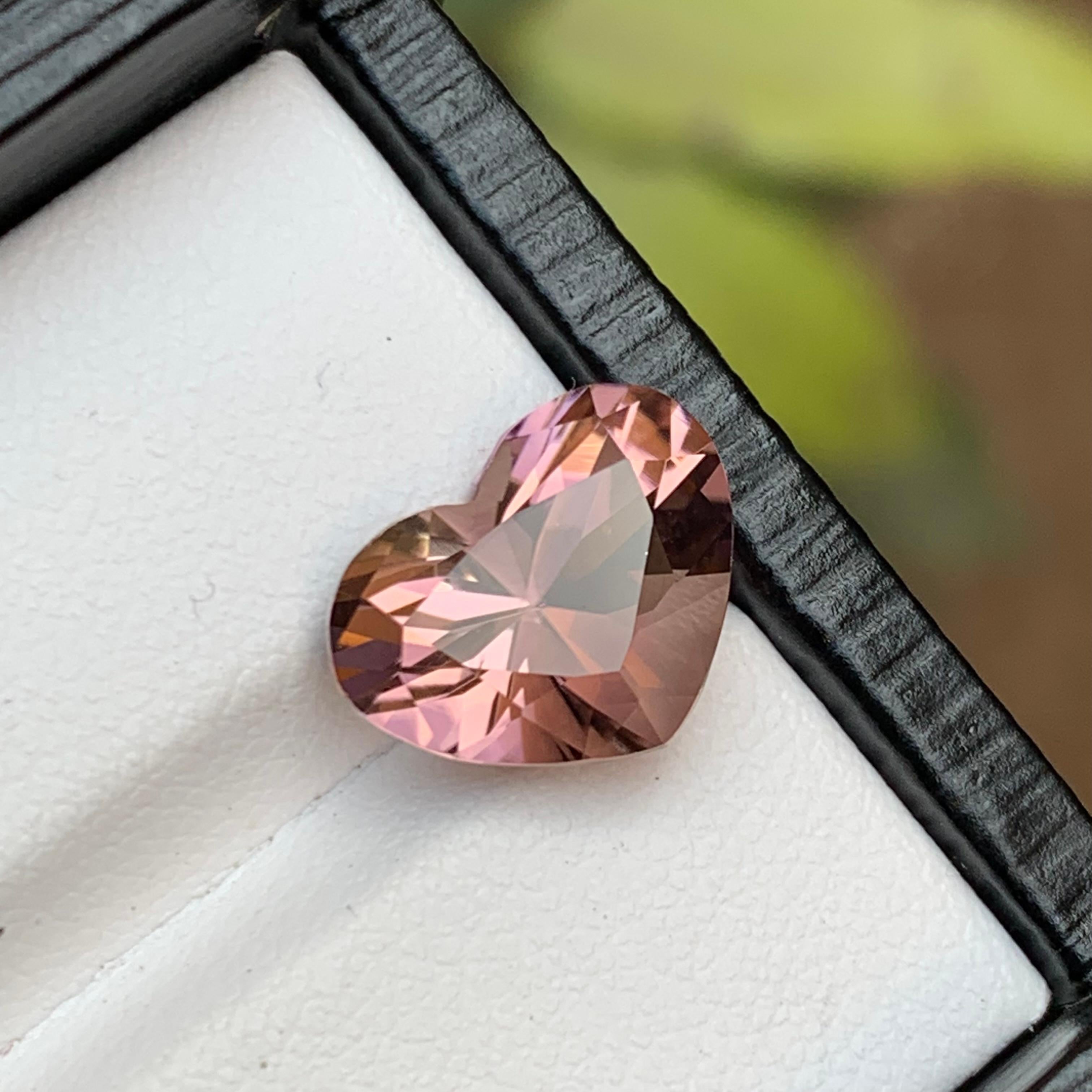Gemstone Type: Tourmaline
Weight: 4.95 Carats
Dimensions: 9.75 x 12.70 x 7.72 mm
Color: Brownish Peach Pink
Clarity: Eye Clean
Treatment: Heated
Origin: Africa
Certificate: On demand 

his captivating heart-shaped tourmaline gemstone, mined in