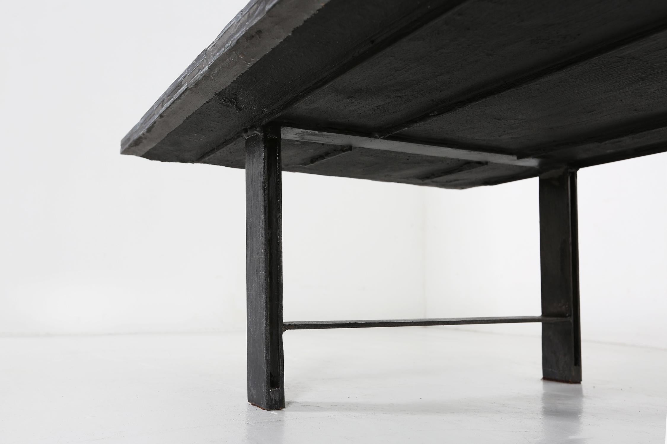 Rare table basse brutaliste brésilienne par Pia Manu, vers 1960 en vente 5
