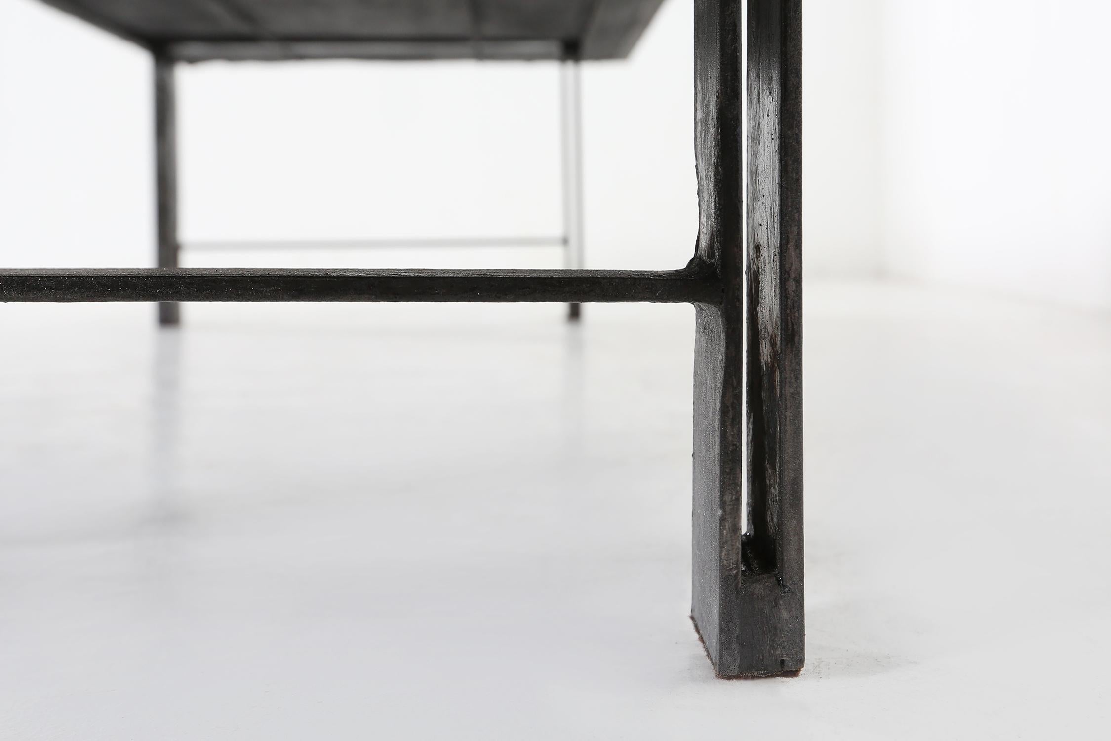 Rare table basse brutaliste brésilienne par Pia Manu, vers 1960 en vente 6