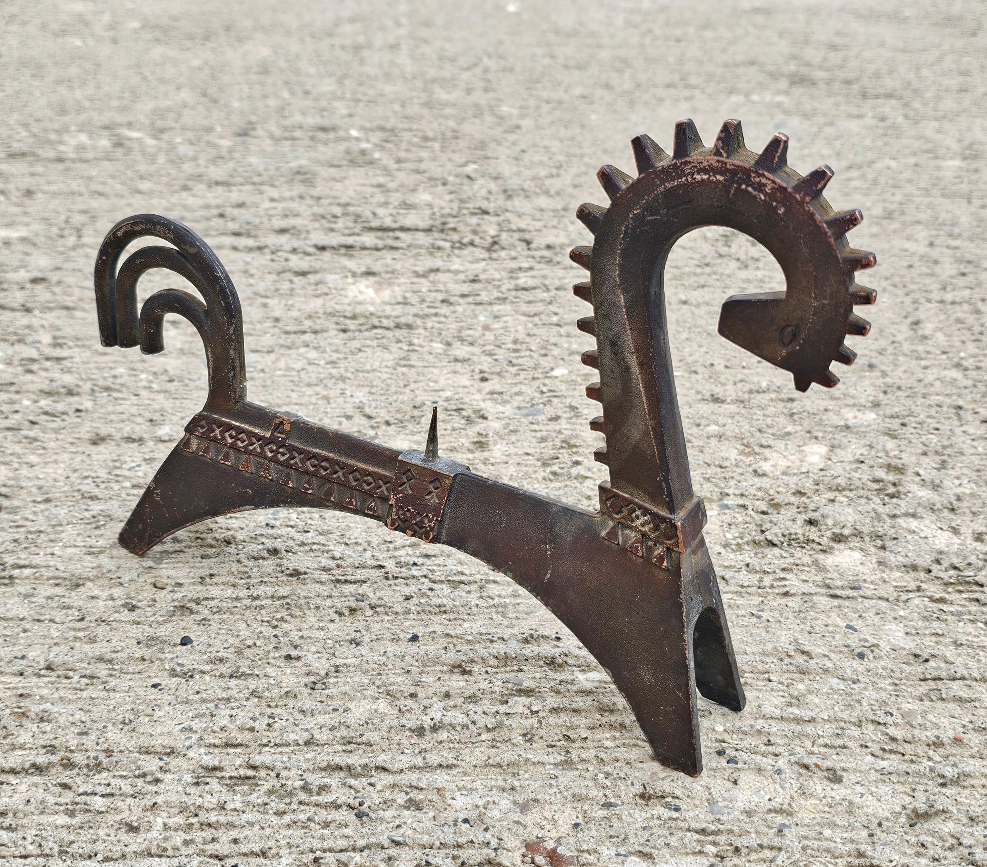 Rare Brutalist Candlestick Holder shaped as a Horse, East Germany 1970s In Good Condition For Sale In Beograd, RS