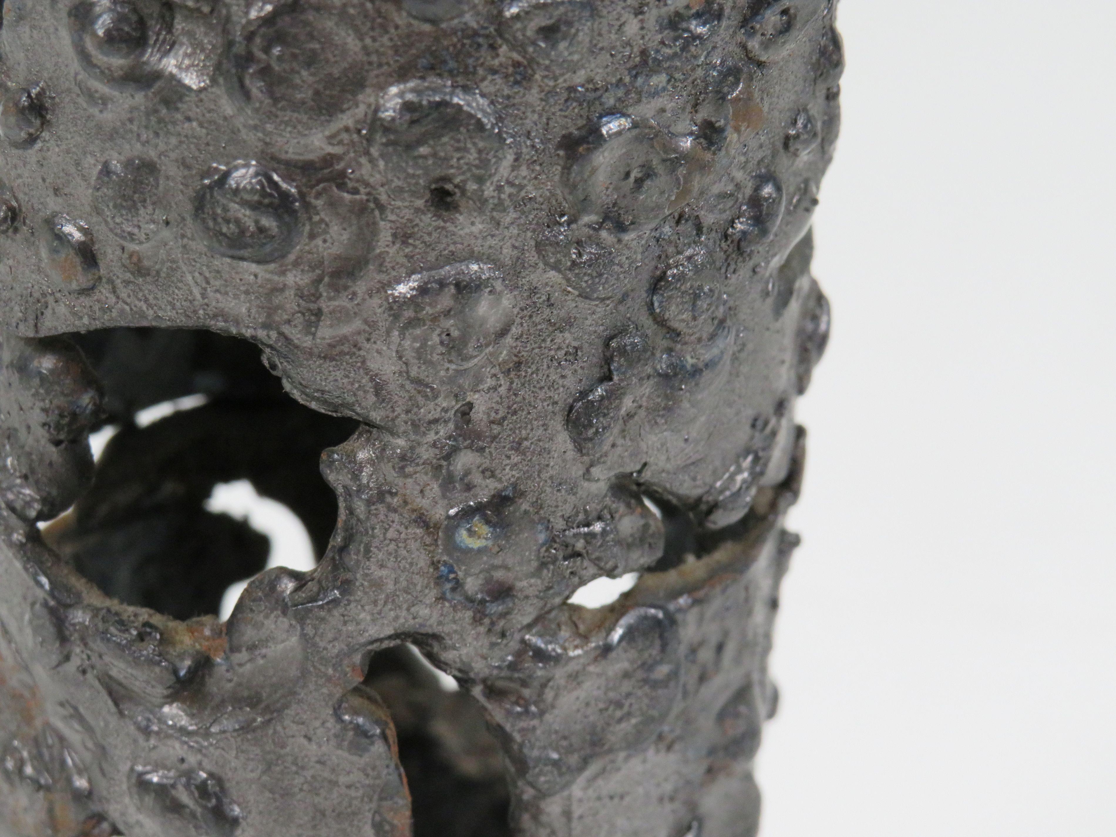Rare Brutalist Iron Candleholder, Hand-Forged European Design, 1960s In Good Condition For Sale In Herentals, BE