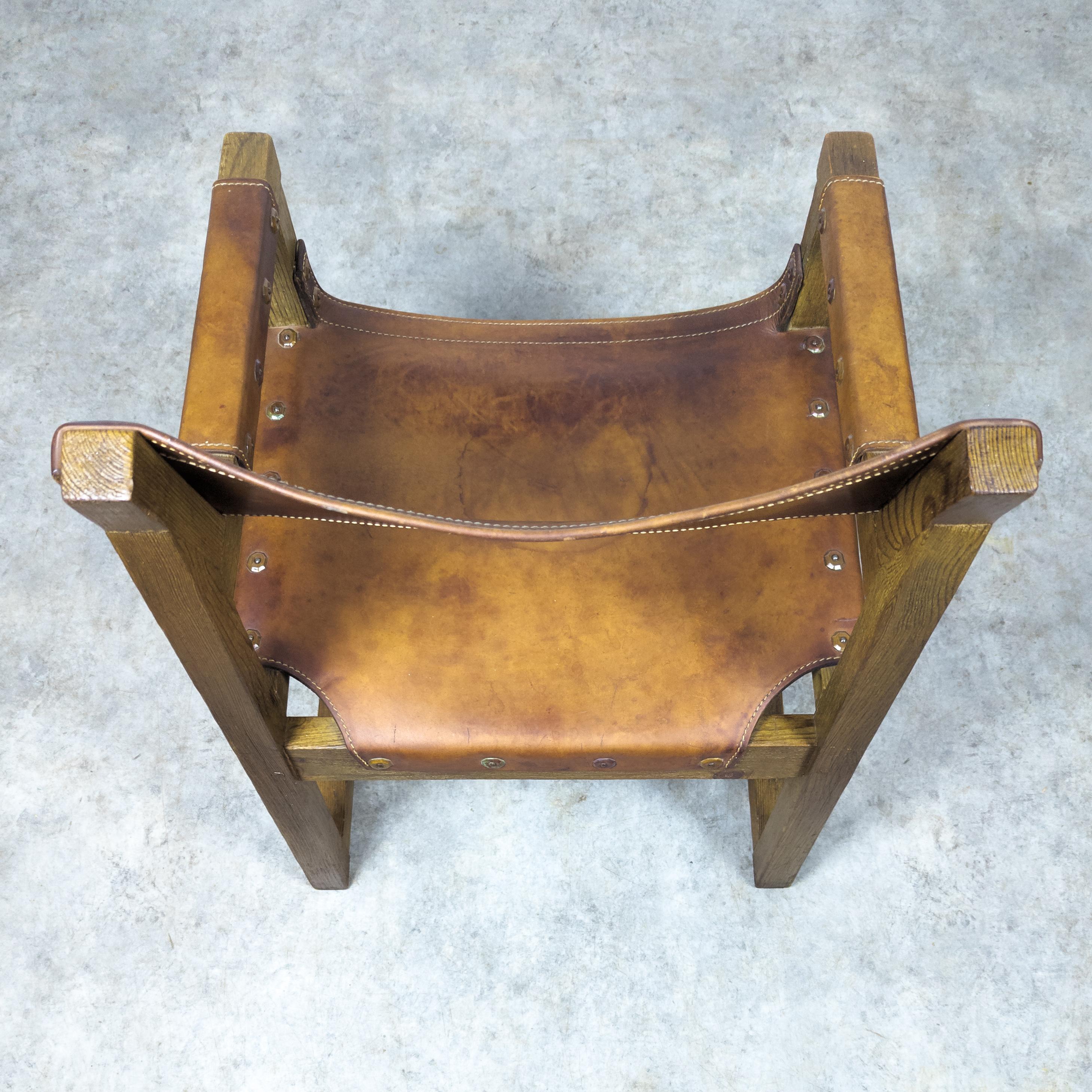 Rare brutalist leather armchair by Biosca, Spain 1950s For Sale 3