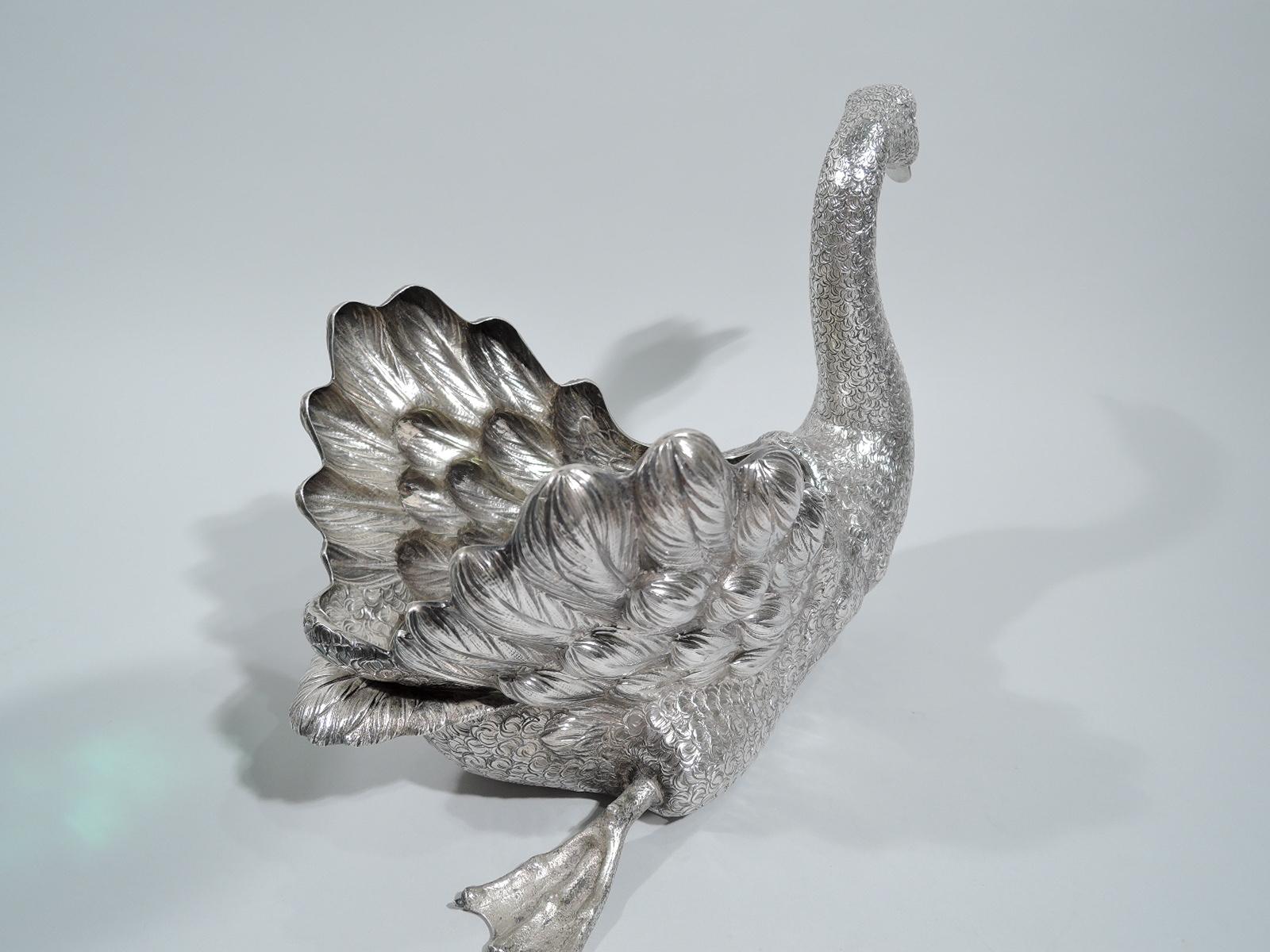 Rare Buccellati Big Bird—Italian Sterling Silver Swan Centerpiece Bowl In Excellent Condition In New York, NY