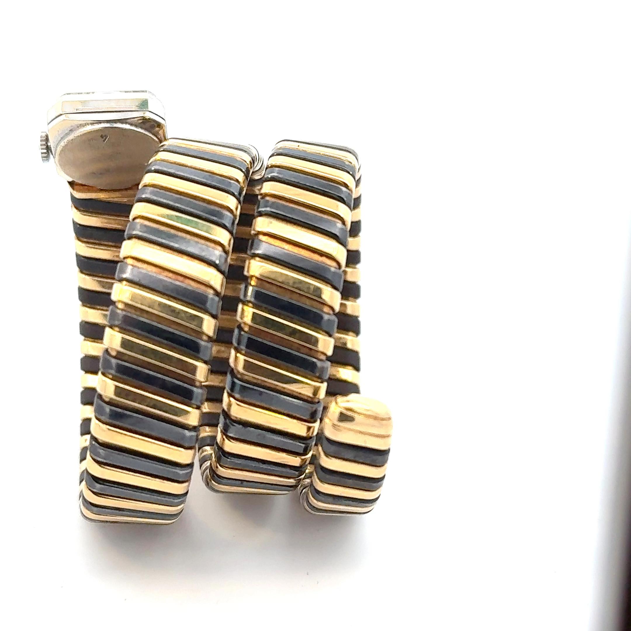 Bulgari Montre Tubogas Serpenti rare en or 18 carats des années 1970 Movado en vente 2