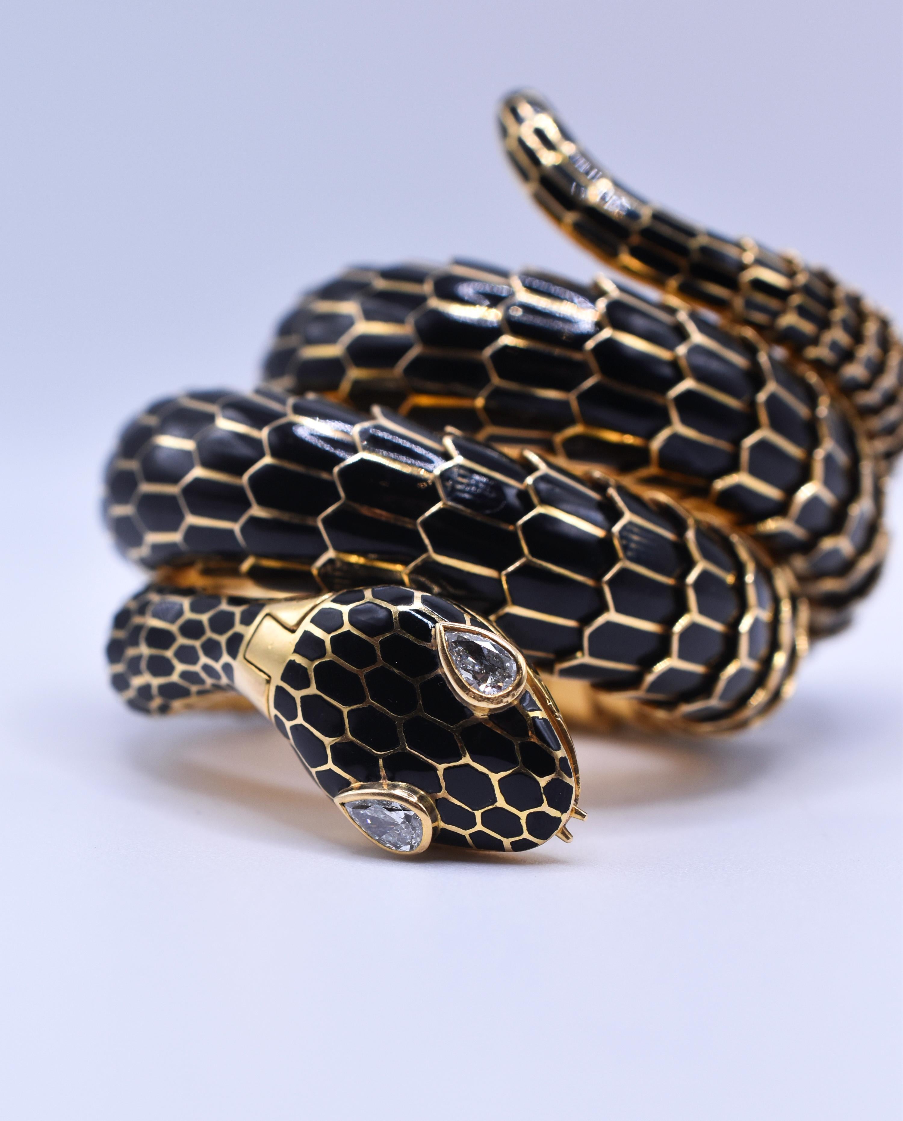 Seltenes Bulgari Schwarzes Serpenti-Uhrarmband im Zustand „Gut“ in New York, NY