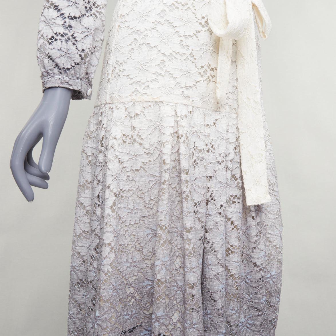 rare BURBERRY PRORSUM 2014 cream grey ombre lace dress IT38 XS Olivia Palermo
Reference: TGAS/F00001
Brand: Burberry
Designer: Christopher Bailey
Collection: Prorsum
As seen on: Olivia Palermo
Material: Viscose, Blend
Color: Cream, Grey
Pattern: