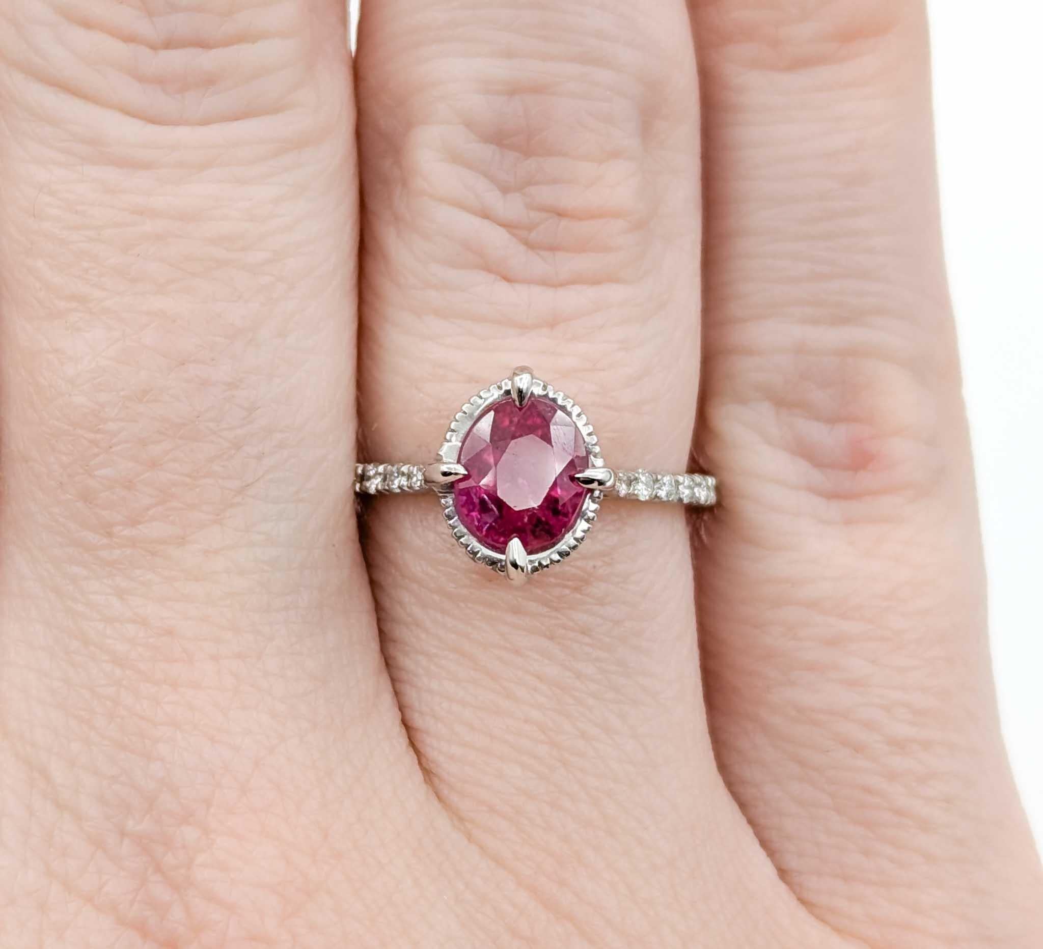 Rare Burmese Ruby Ring With Diamonds in 18k White Gold In Excellent Condition For Sale In Bloomington, MN
