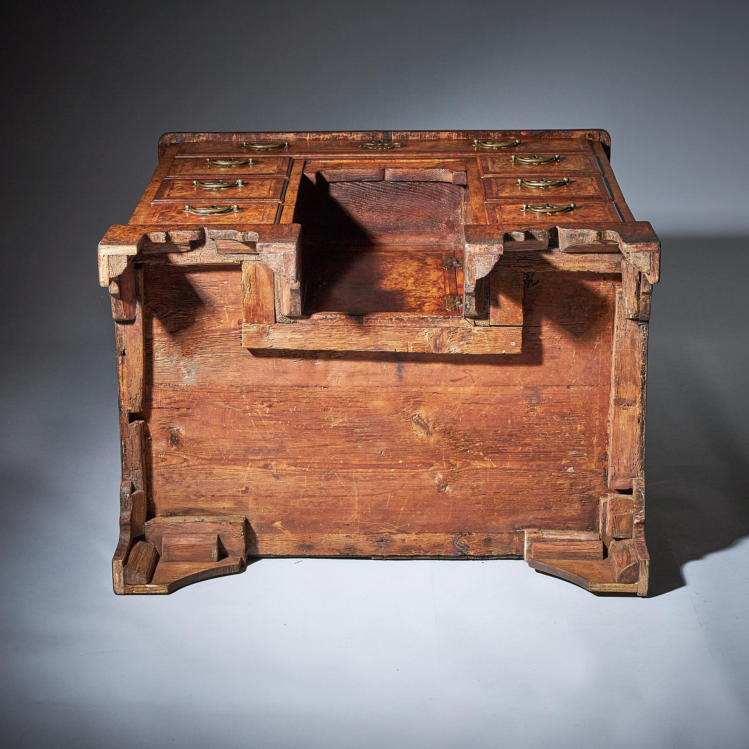 Rare Burr Walnut George II 18th Century Kneehole Desk, circa 1730-1740, England 6