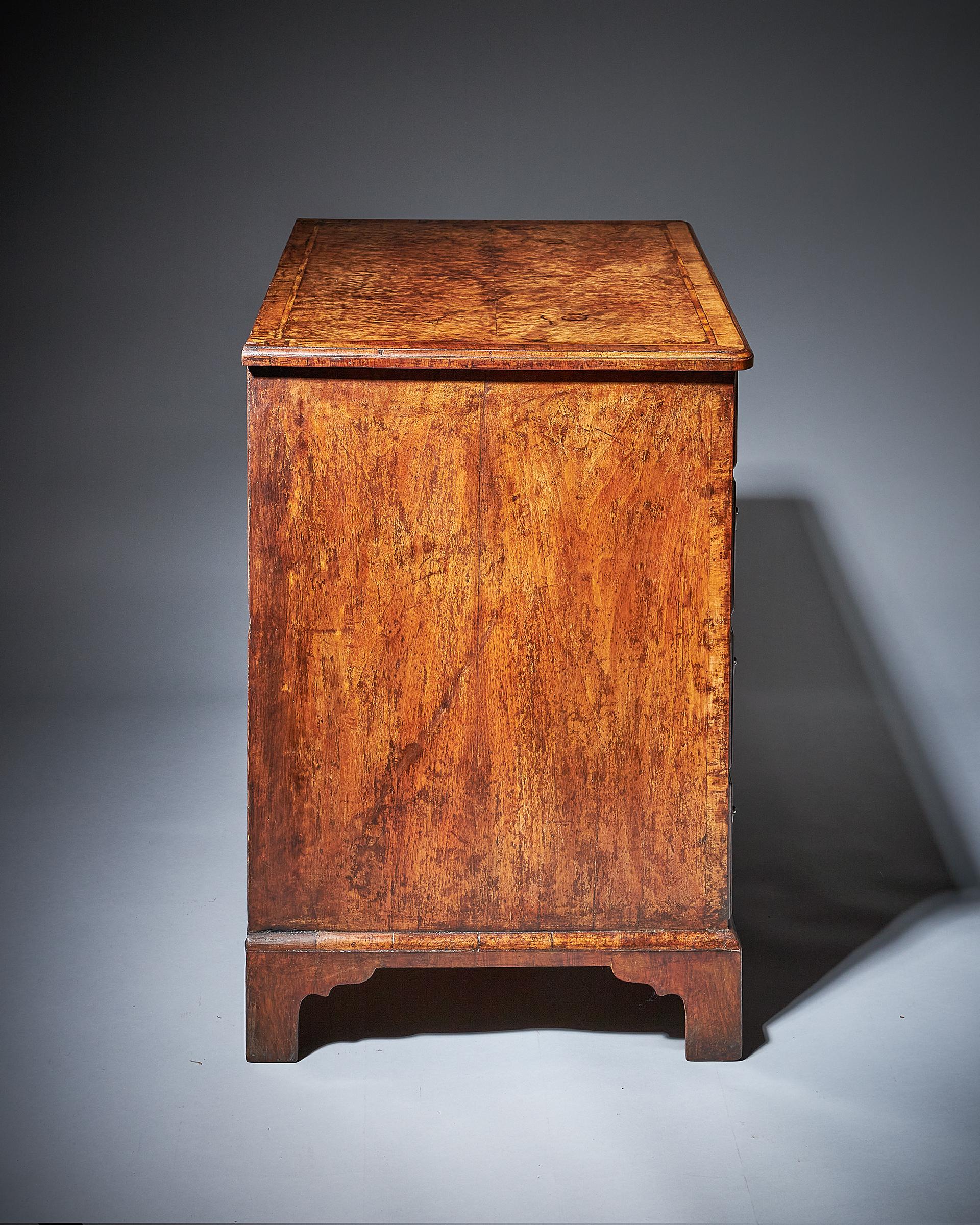 Rare Burr Walnut George II 18th Century Kneehole Desk, circa 1730-1740, England 2