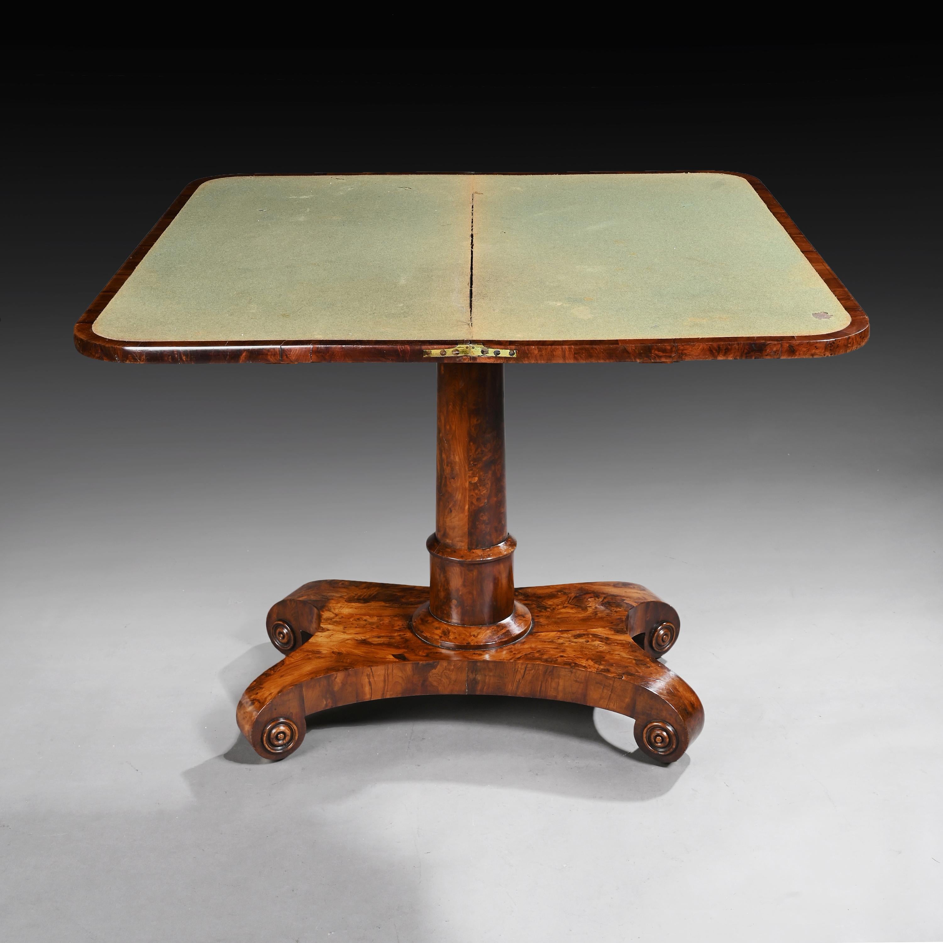 Rare Burr Yew Wood Late Regency Card Table In Good Condition In Benington, Herts