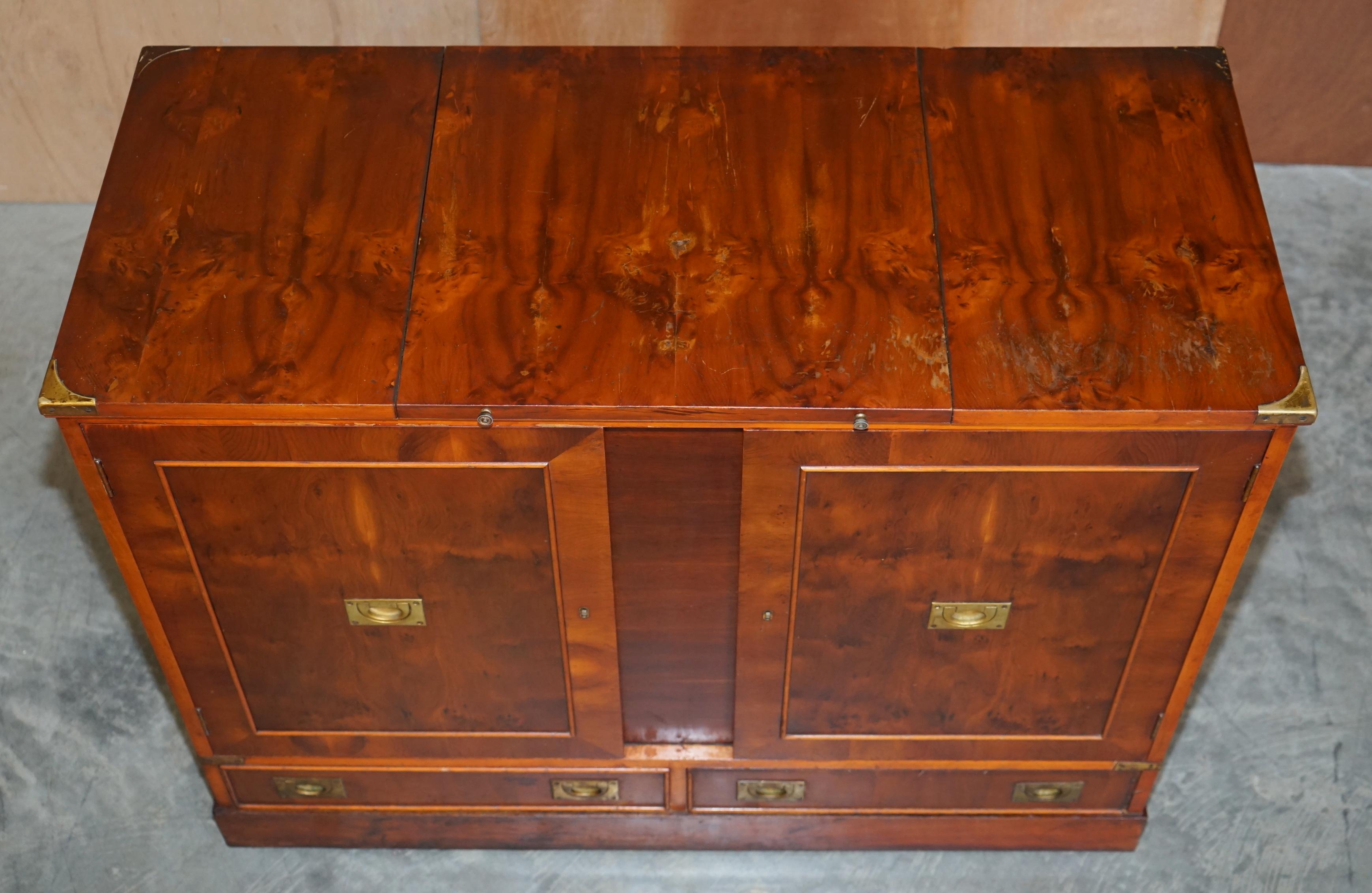 20th Century Rare Burr Yew Wood Military Campaign Gentleman's Dressing Table Chest of Drawers For Sale