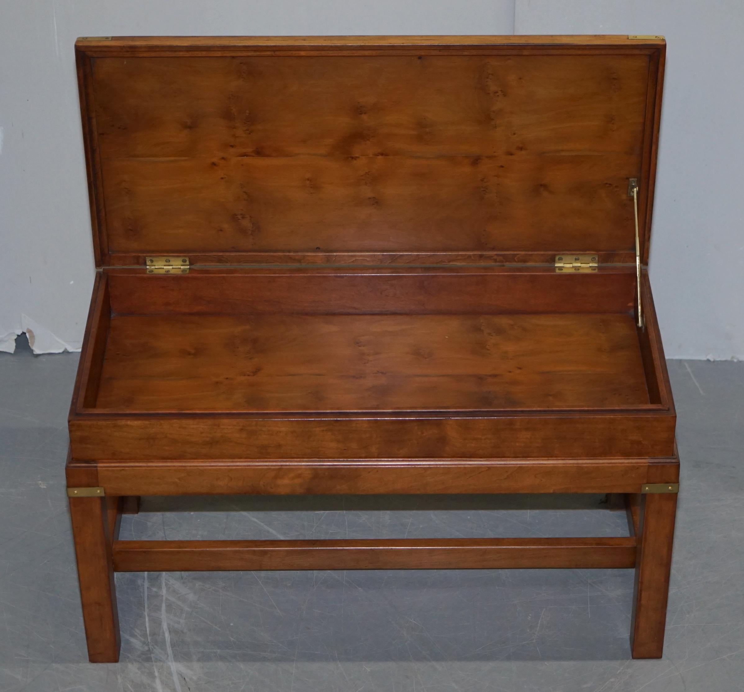 Rare Burr Yew Wood Military Campaign Gun Case Coffee Side Table on Original Base For Sale 10