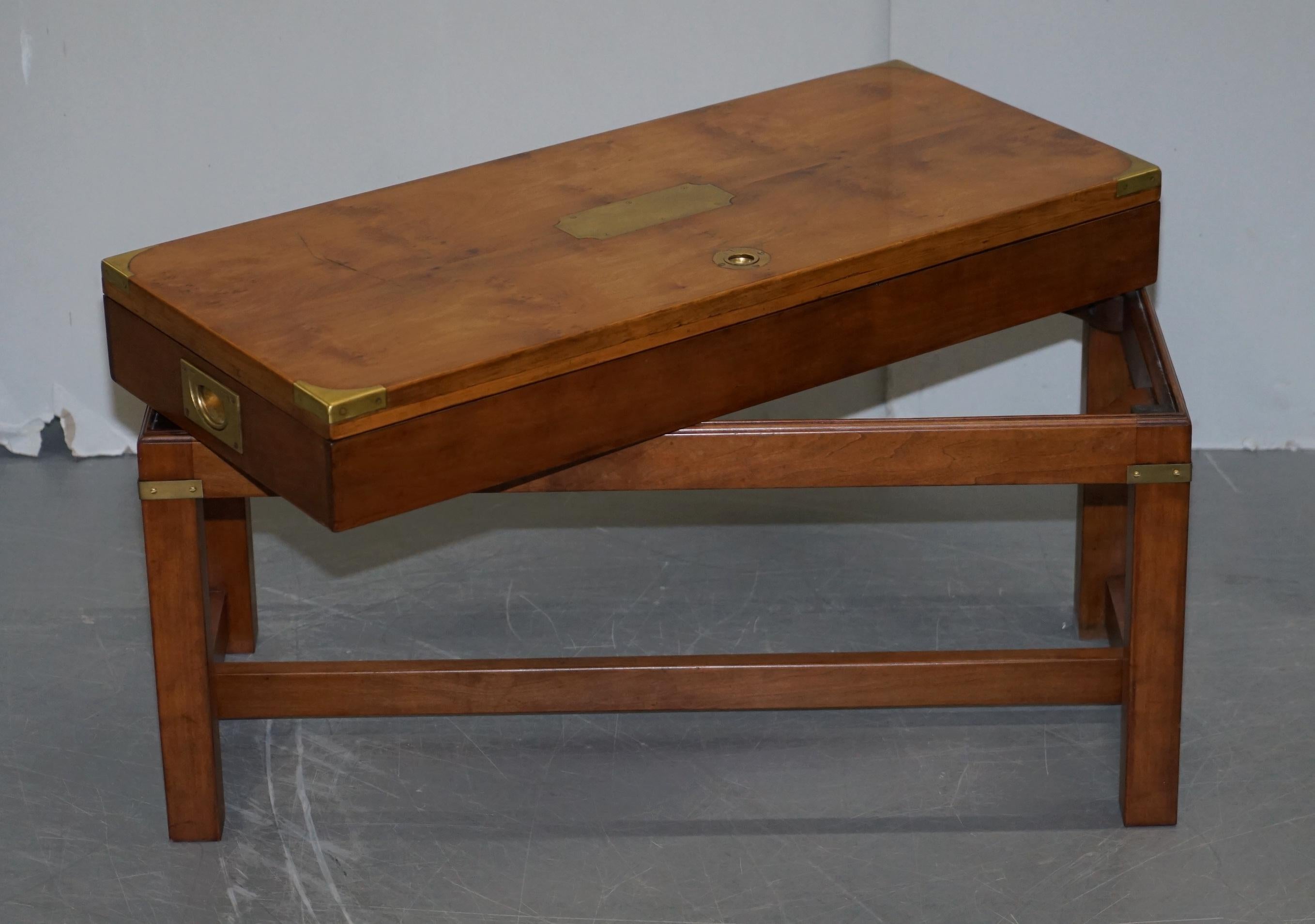 Rare Burr Yew Wood Military Campaign Gun Case Coffee Side Table on Original Base For Sale 13