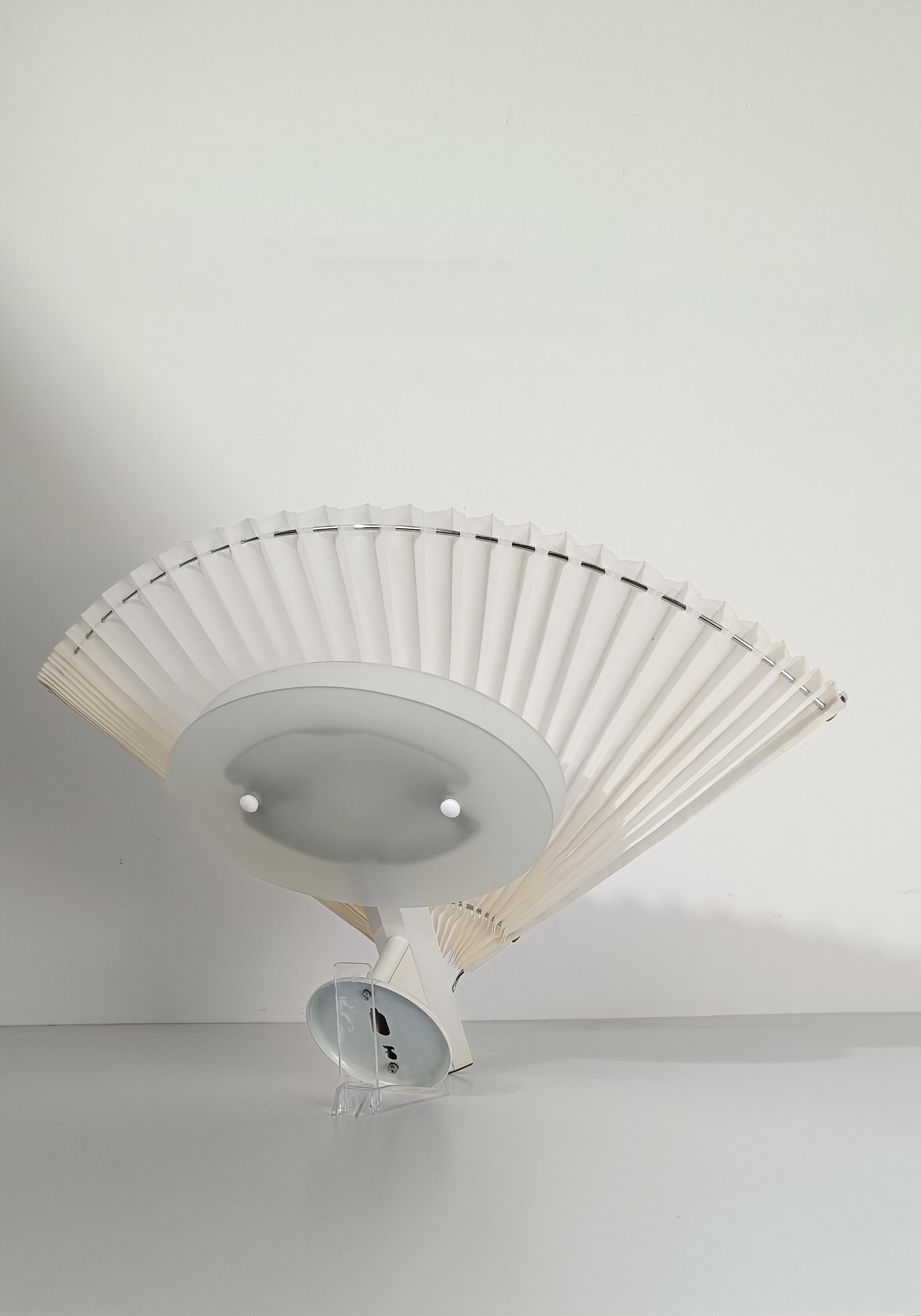 Raro aplique / lámpara de pared Mariposa de Afra & Tobia Scarpa para Flos,  Italia años 80 finales del siglo XX en venta
