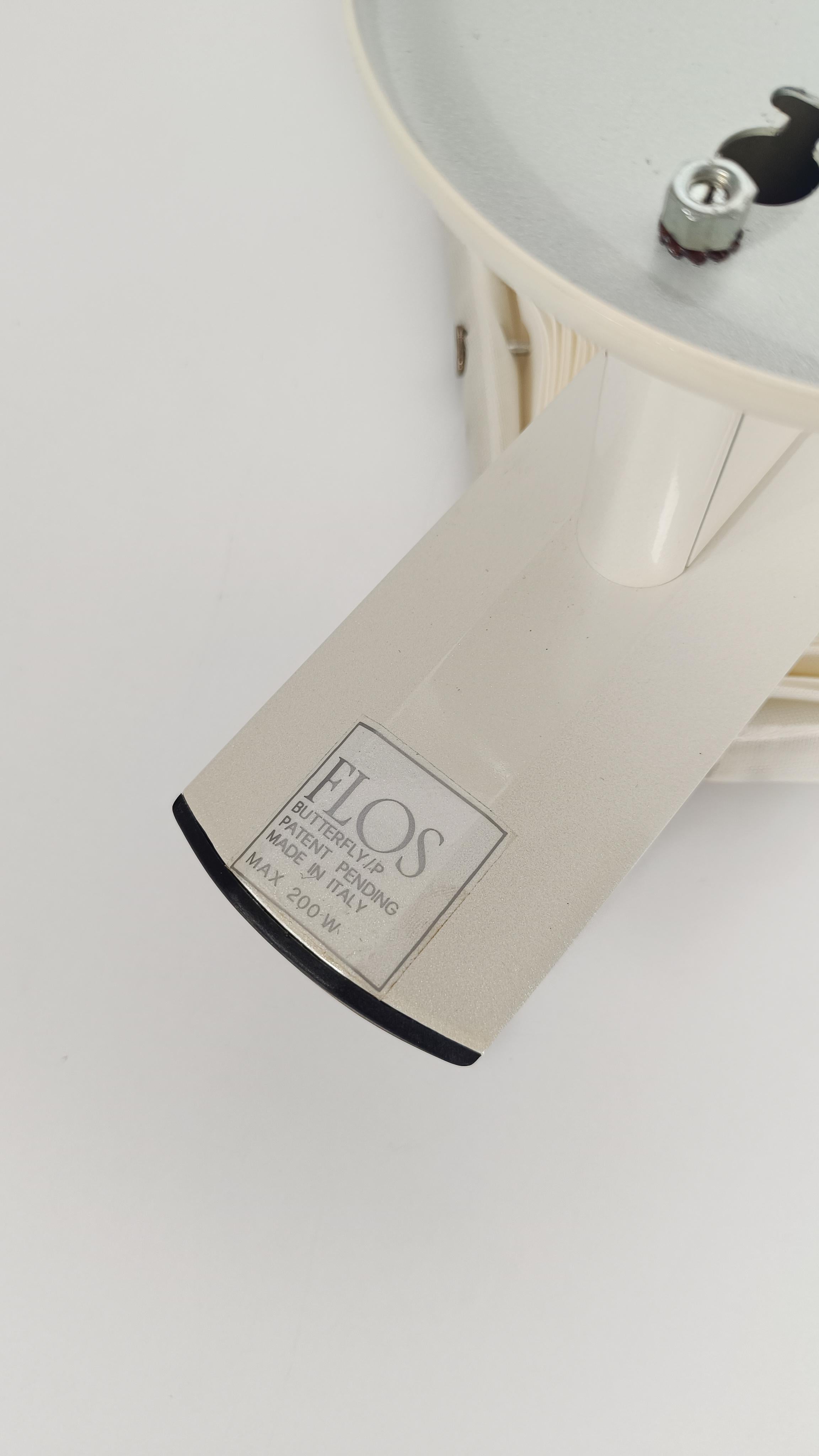 Raro aplique / lámpara de pared Mariposa de Afra & Tobia Scarpa para Flos,  Italia años 80 en venta 4