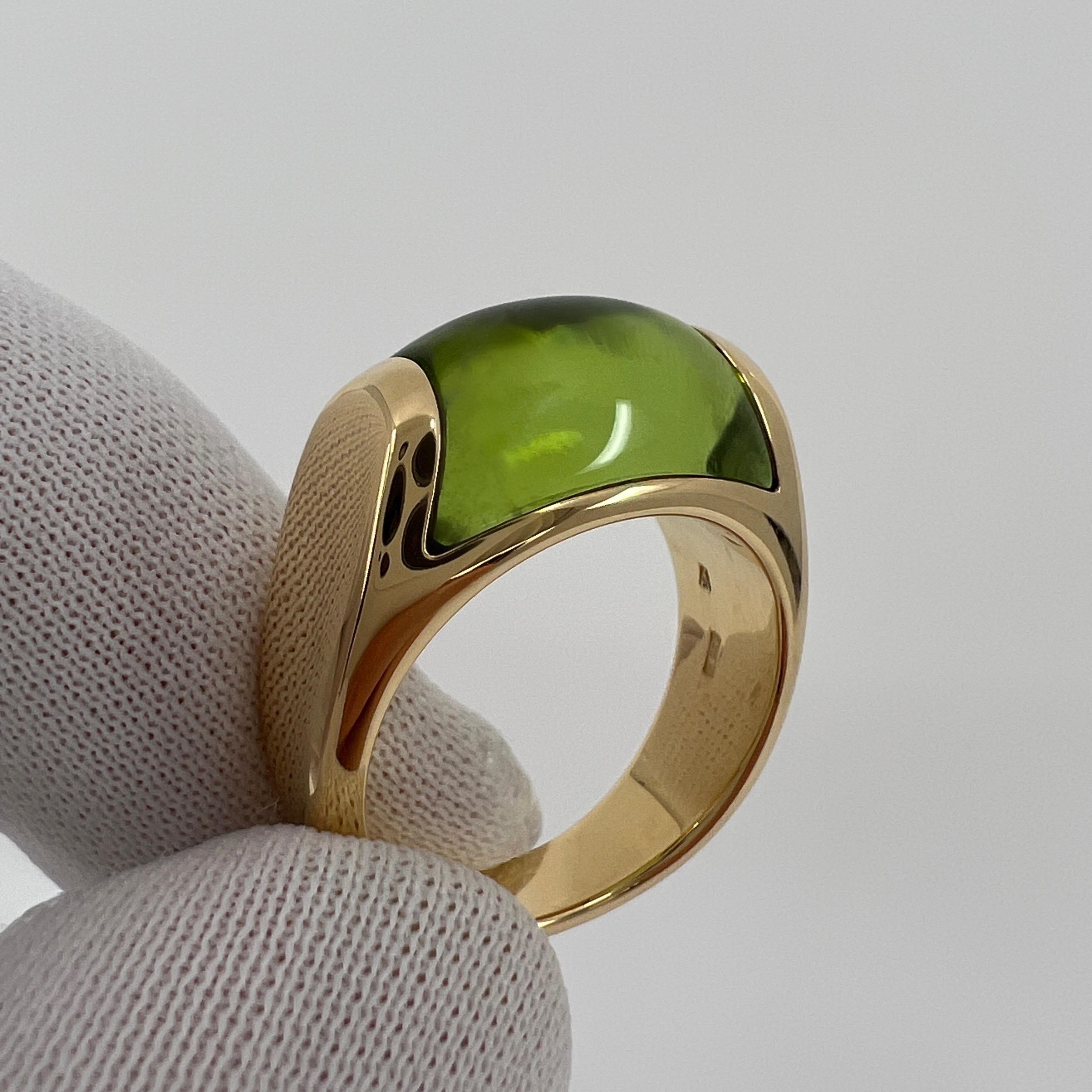 Rare Bvlgari Bulgari Tronchetto 18k Yellow Gold Green Peridot Ring with Box In Excellent Condition In Birmingham, GB