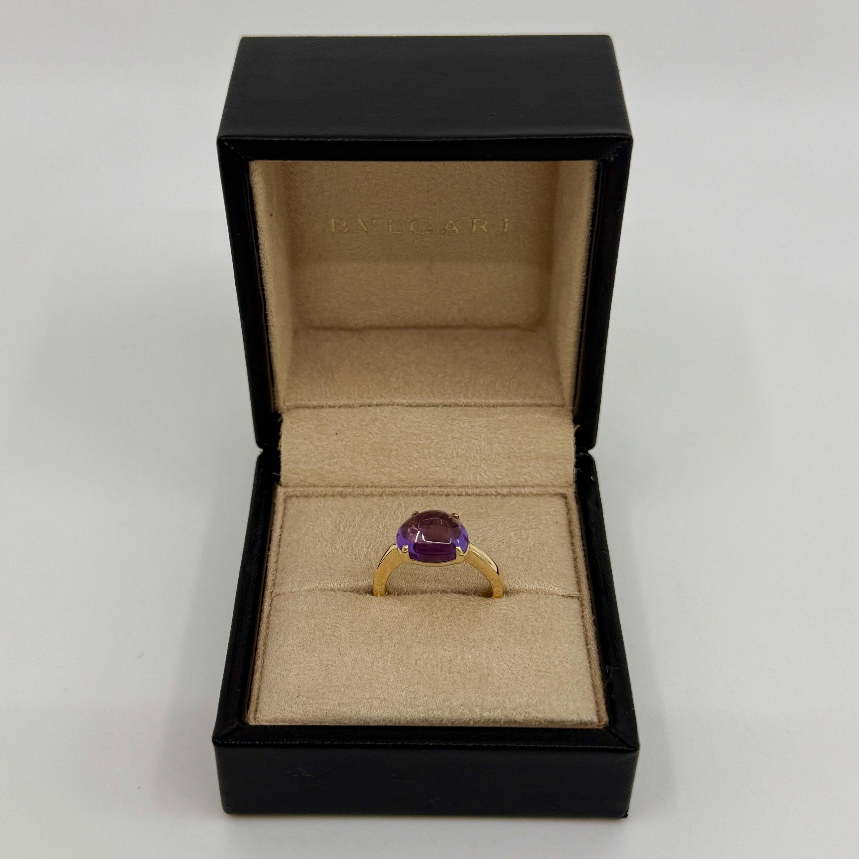 Vintage Bvlgari Mediterranean Eden Amethyst Pear Cut Cabochon 18k Yellow Gold Ring.

Rare bague Bvlgari ornée d'une magnifique améthyste cabochon taillée en poire de la gamme Mediterranean Eden. Les maisons de haute joaillerie comme Bvlgari
