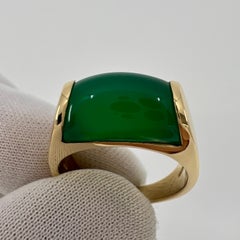 Rare Bvlgari Vivid Green Chalcedony Chrysoprase 18k Yellow Gold Tronchetto Ring